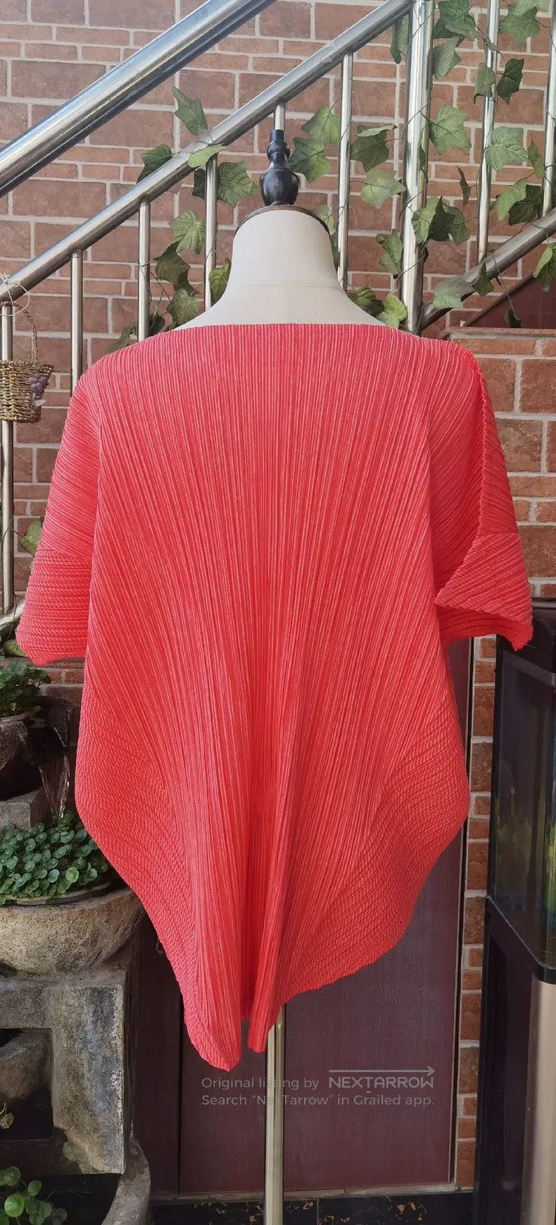 Issey Miyake Issey Miyake Blended Cotton Cap Sleeve Top Size L / US 10 / IT 46 - 2 Thumbnail