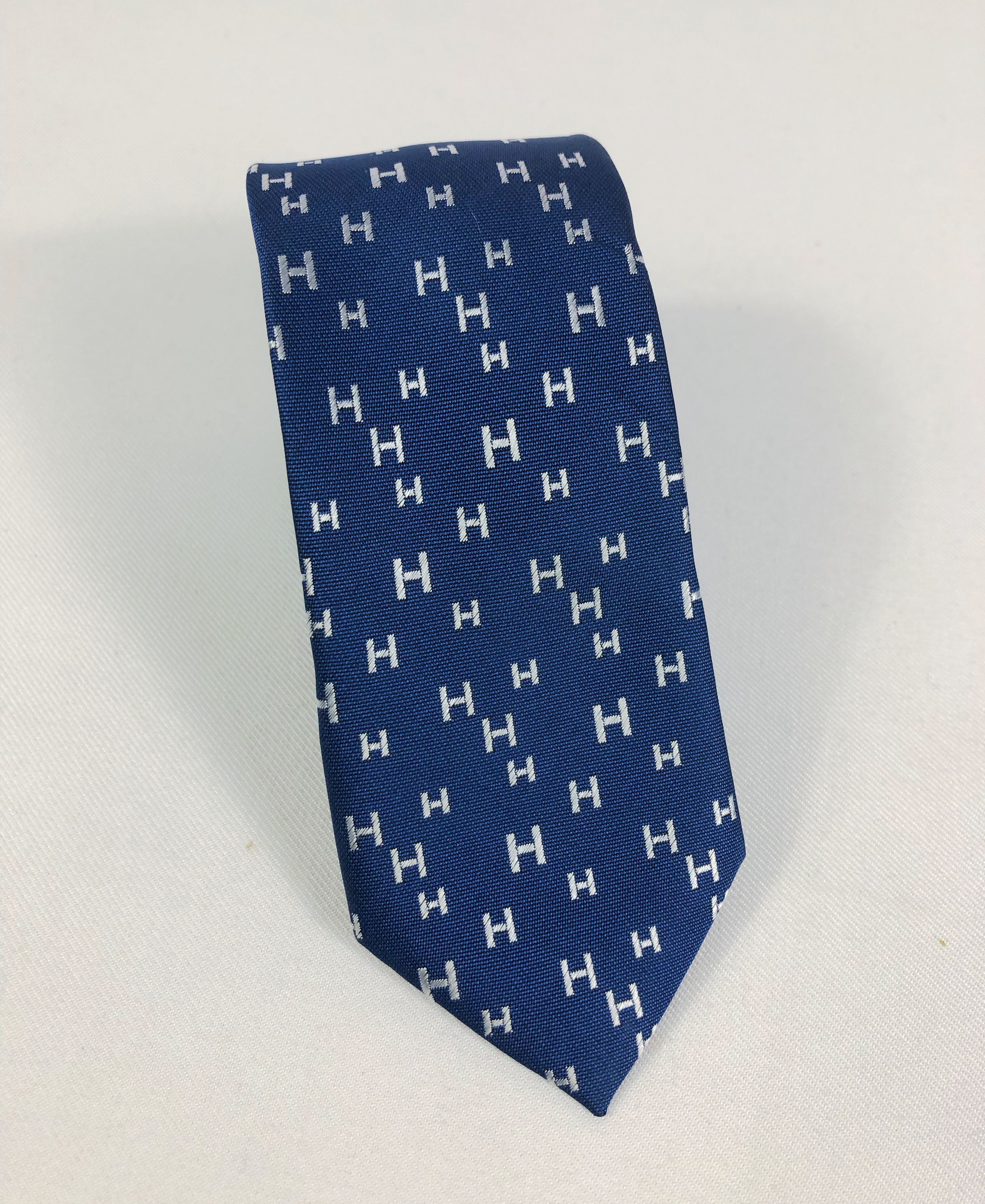 Hermes Rare Hermes Monogram Silk Tie Made in Italy Size ONE SIZE - 1 Thumbnail
