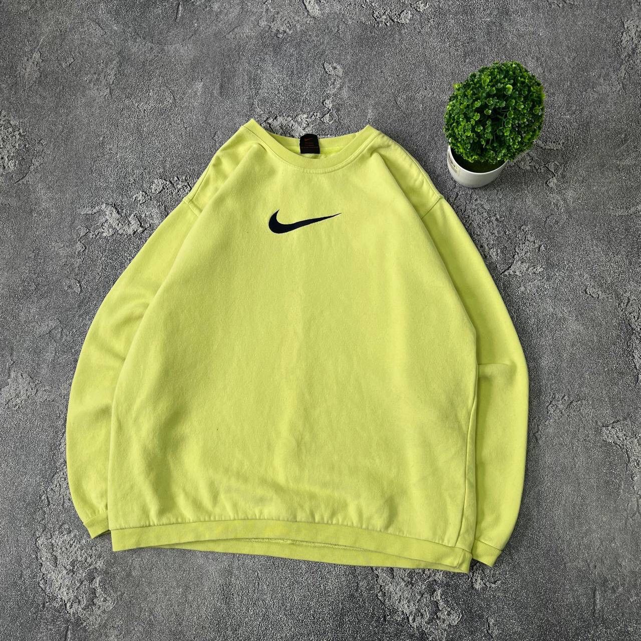 Nike Vintage 80s Nike Switshirt Big Logo Size S Size US S / EU 44-46 / 1 - 17 Thumbnail