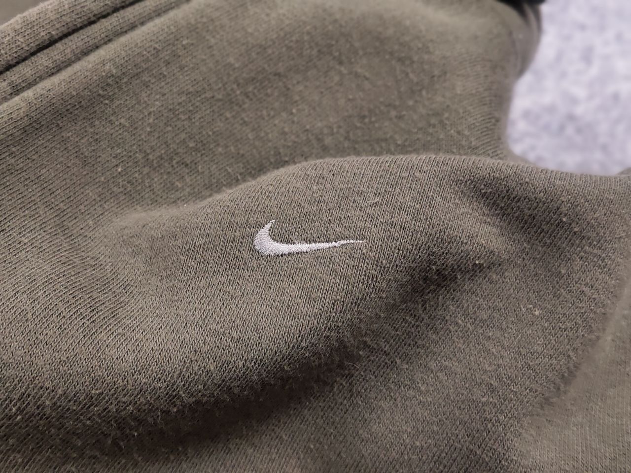 Nike Vintage Nike Y2K Style Swoosh Zip Military Olive Sweatshirt Size US M / EU 48-50 / 2 - 11 Thumbnail