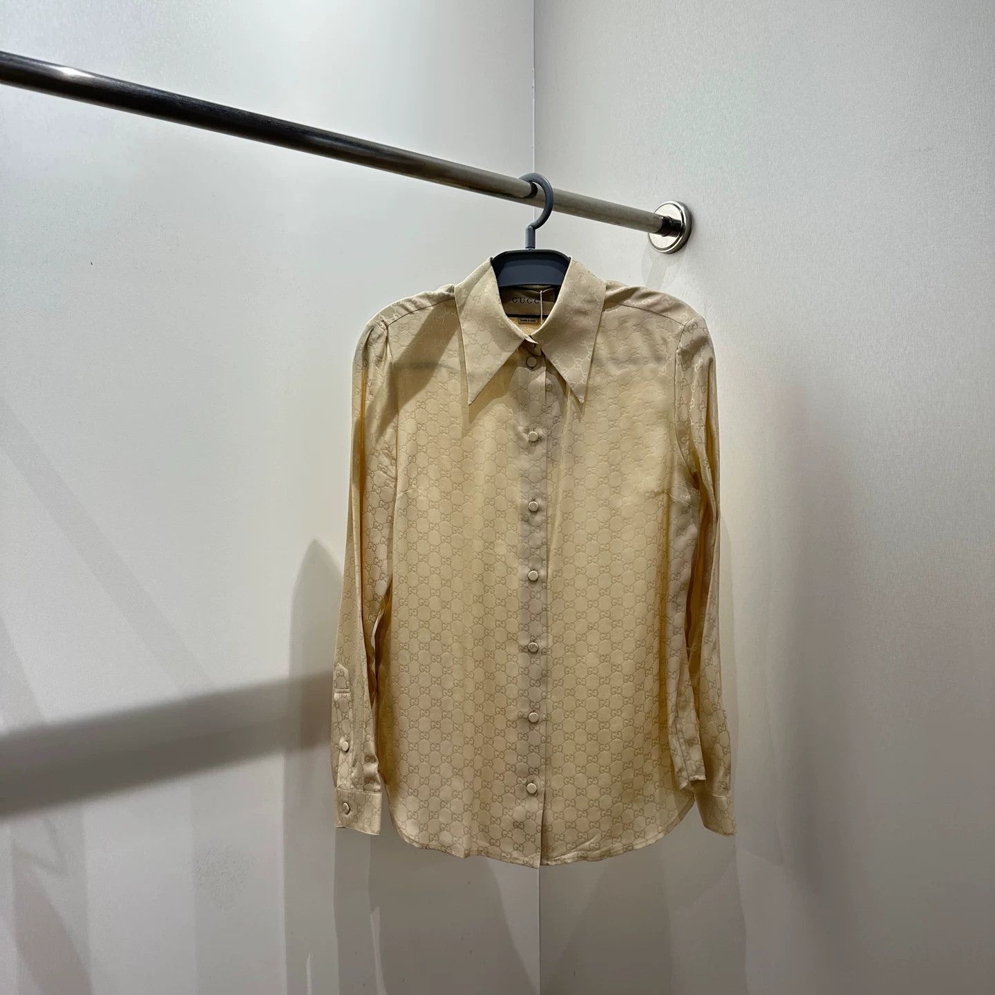 Gucci Gucci Silk T-Shirt it_38 Women Size XS / US 0-2 / IT 36-38 - 1 Thumbnail