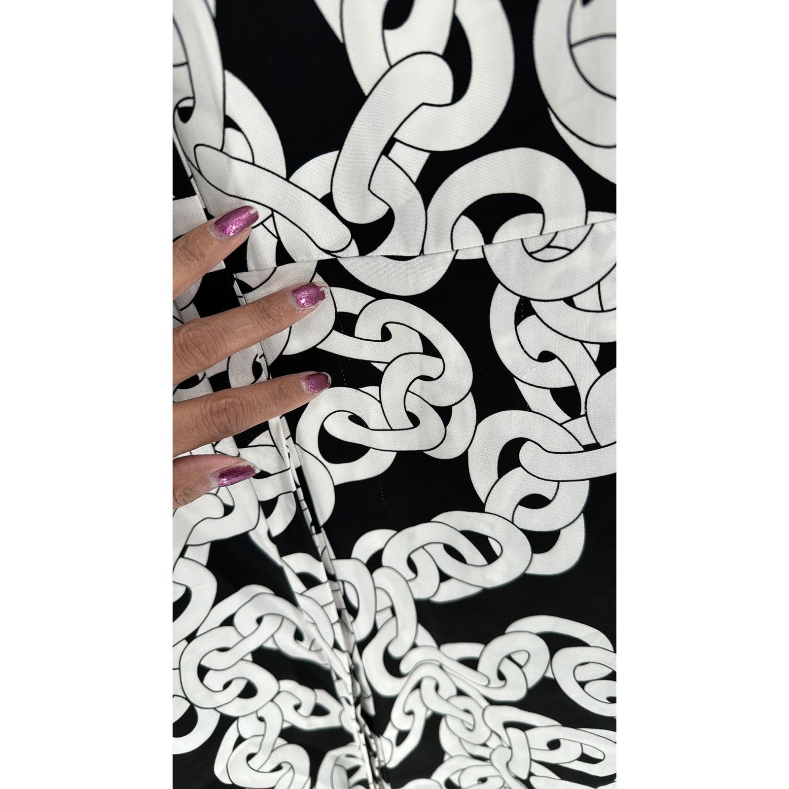Diane von Furstenberg Diane von Furstenberg Franca Crawling Chain Tie-Neck Dress Size M / US 6-8 / IT 42-44 - 6 Thumbnail
