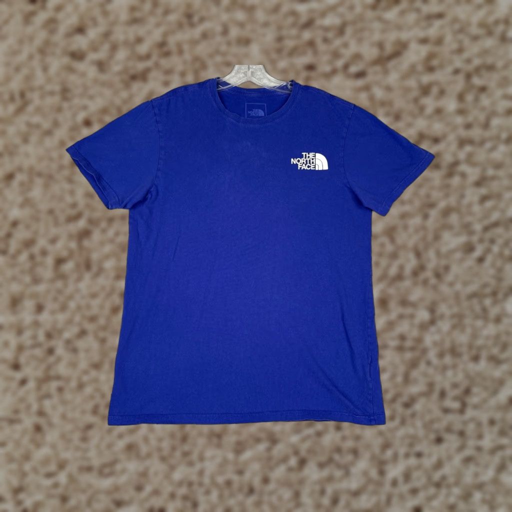 The North Face The North Face Shirt Men Medium Blue Cotton Jersey Crew Neck Logo T-Shirt, All Seasons, Breathable, Regular Fit Size US M / EU 48-50 / 2 - 1 Thumbnail