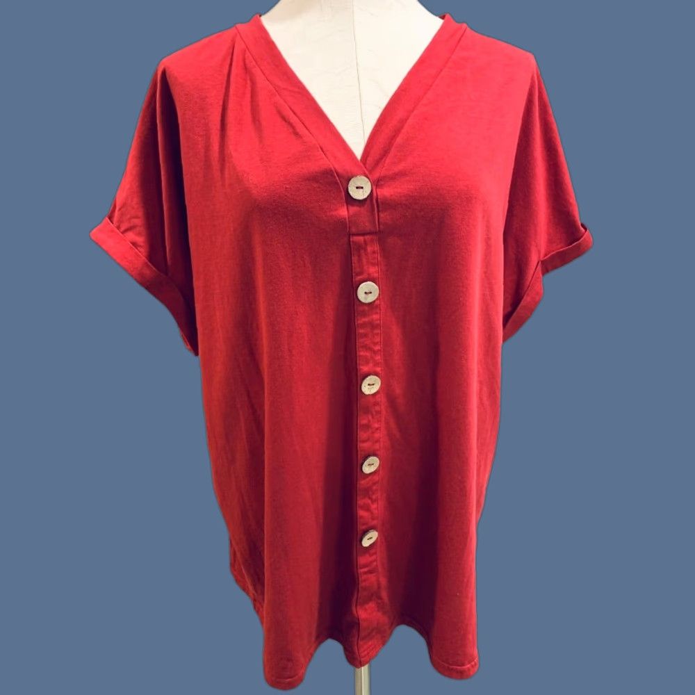 Vintage VINTAGE XXL Womens Red Short Sleeve Tshirt Button Embellished V-Neck Pullover Size XXL / US 16-18 / IT 52-54 - 1 Thumbnail