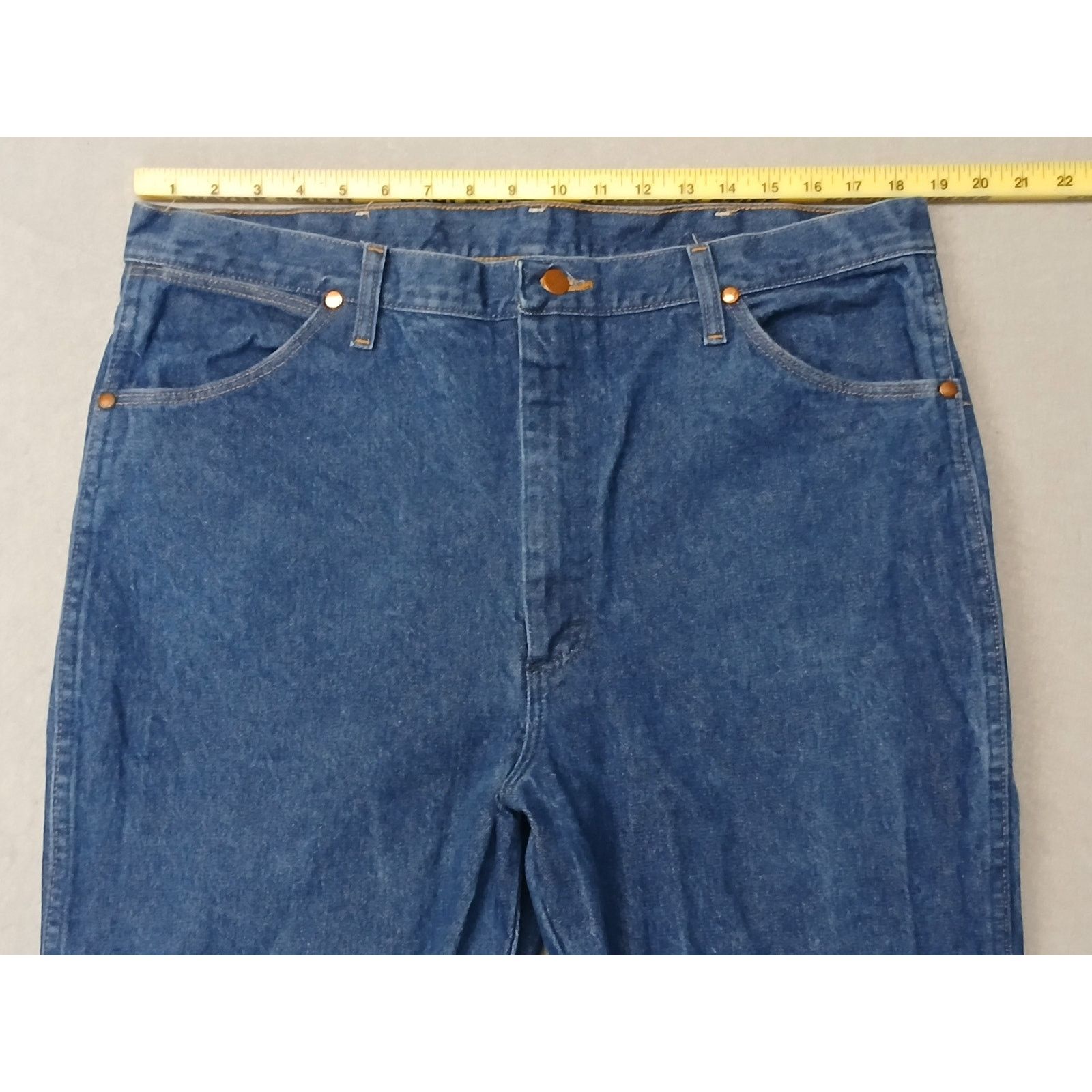 Wrangler Wrangler (40x32) Men's Straight Fit Blue Denim Jeans Size US 40 / EU 56 - 5 Thumbnail