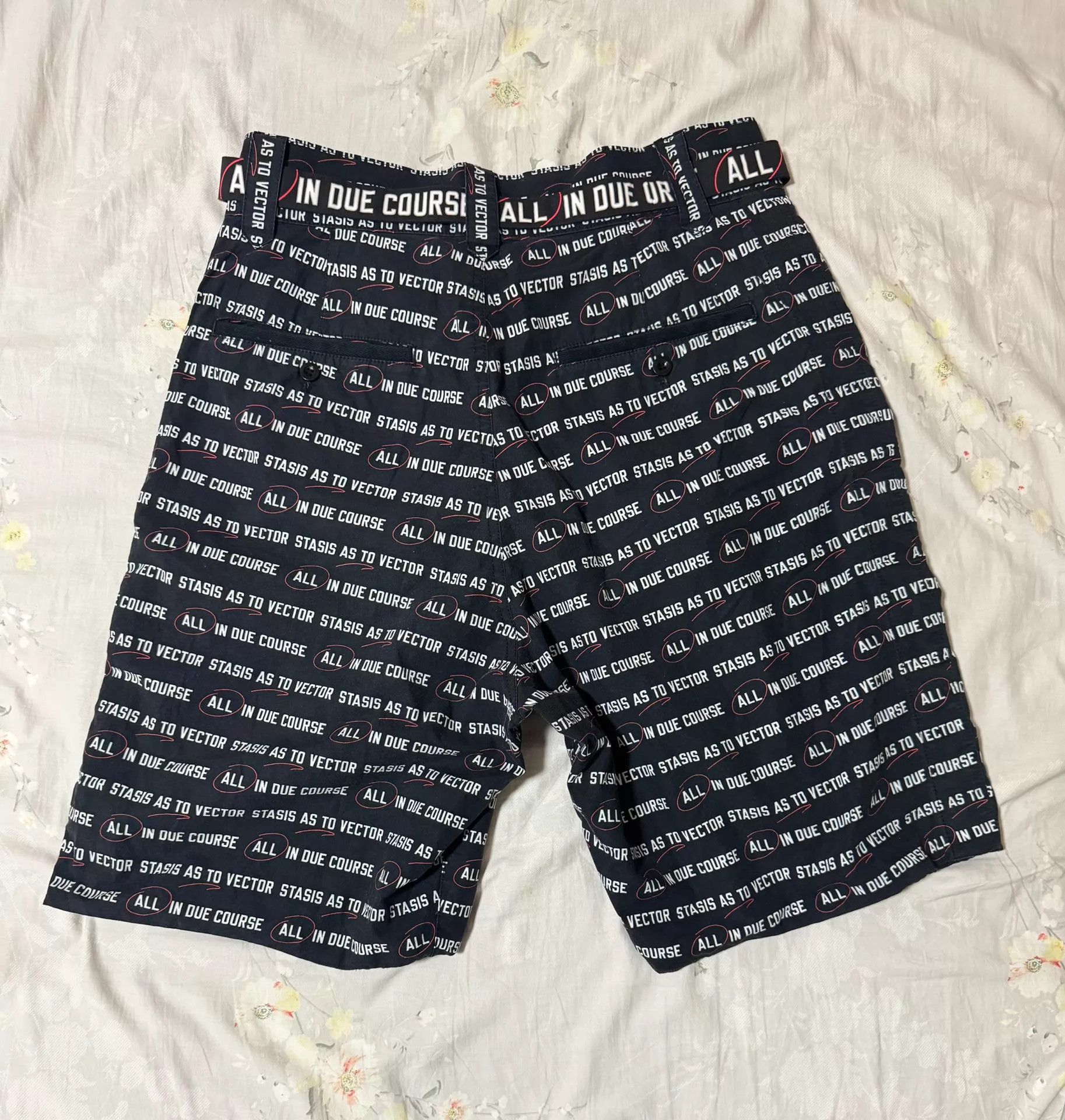 Sacai sacai 18ss Japanese Doodle Print Short Pants Black L Size US 34 / EU 50 - 2 Thumbnail