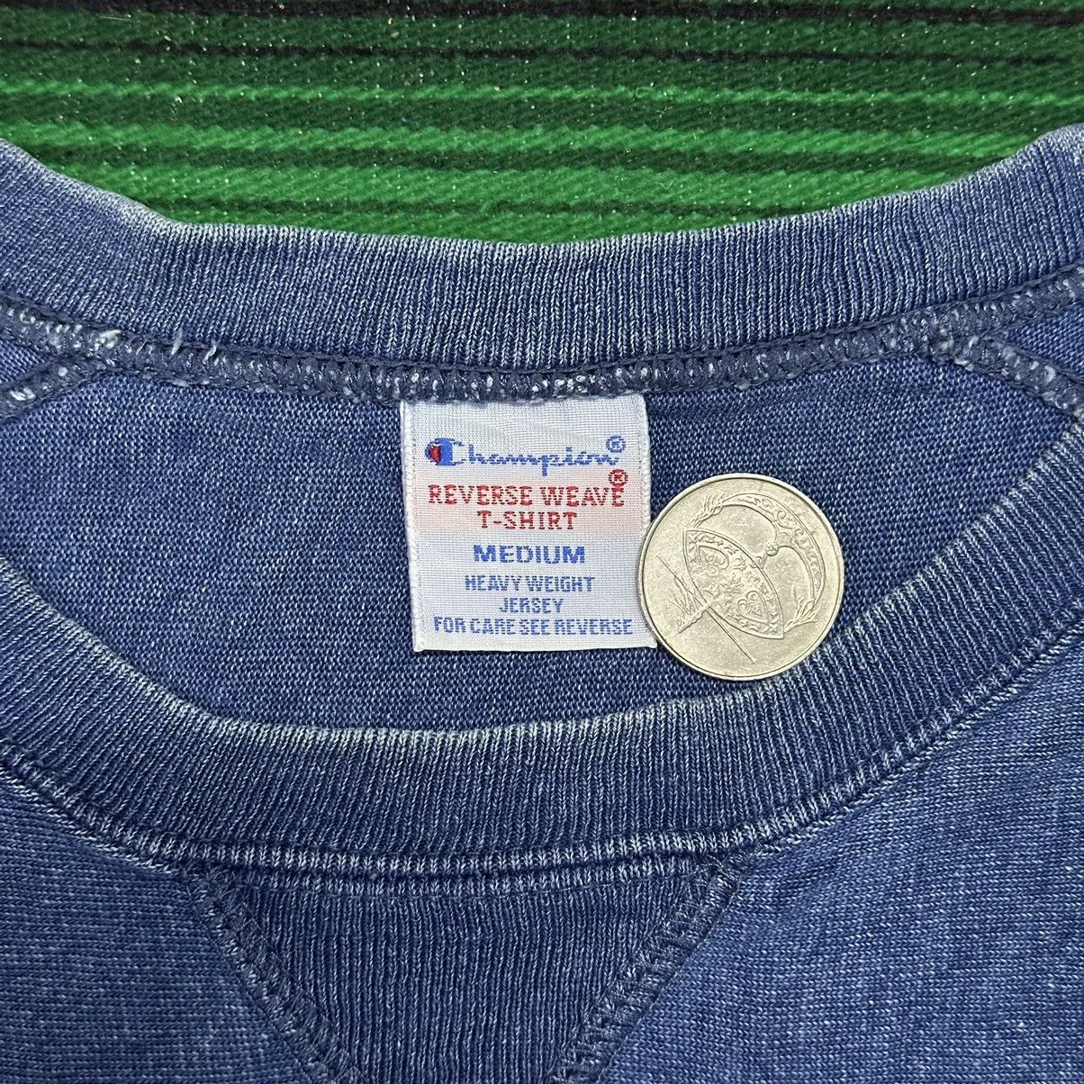Champion Vintage Champion Crewneck Reverse weave . Size US L / EU 52-54 / 3 - 8 Thumbnail