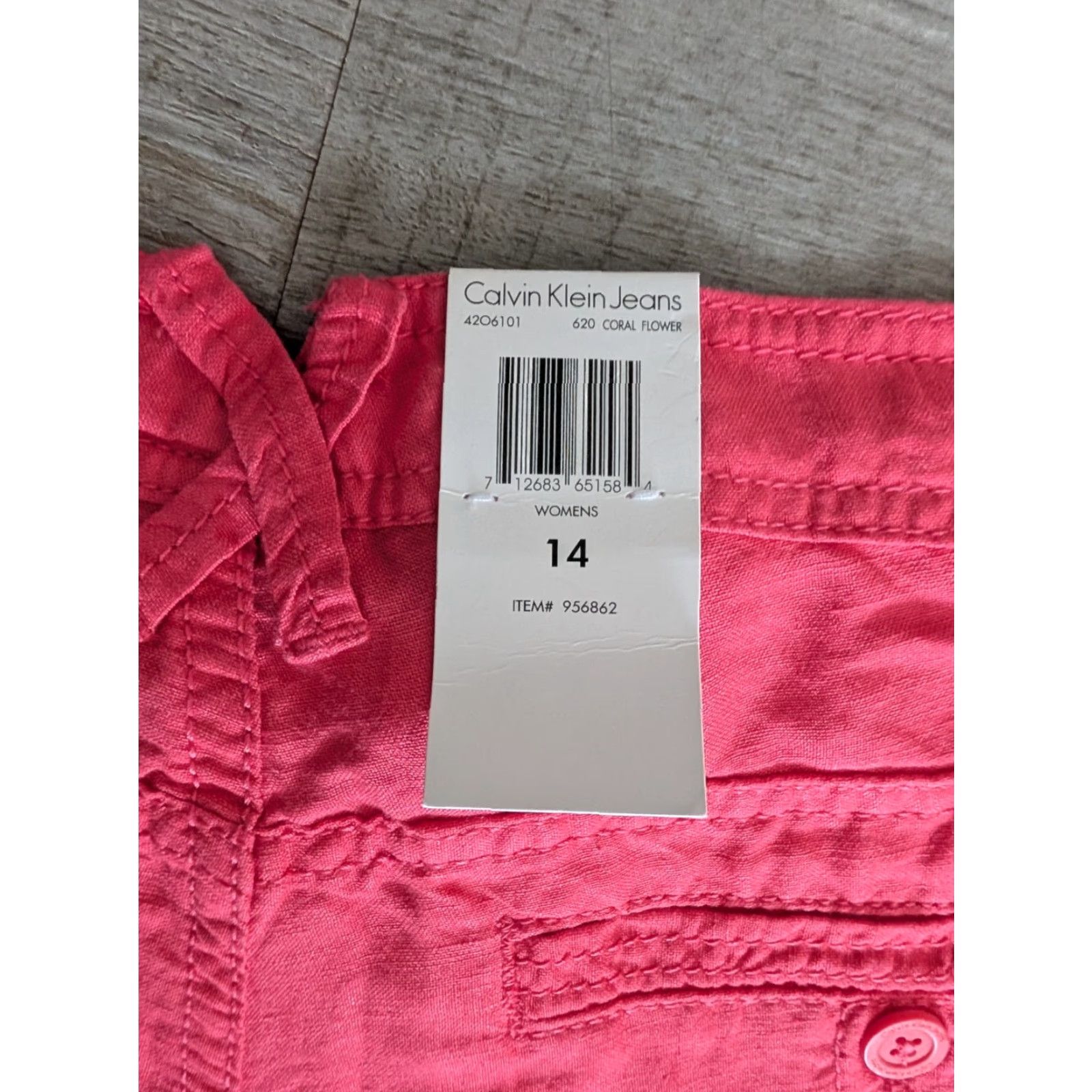Calvin Klein Calvin Klein Shorts Coral Pink Lightweight Linen Blend Outdoor Chino Sz 14 Women’s NWT Size 36" / US 14 / IT 50 - 4 Thumbnail