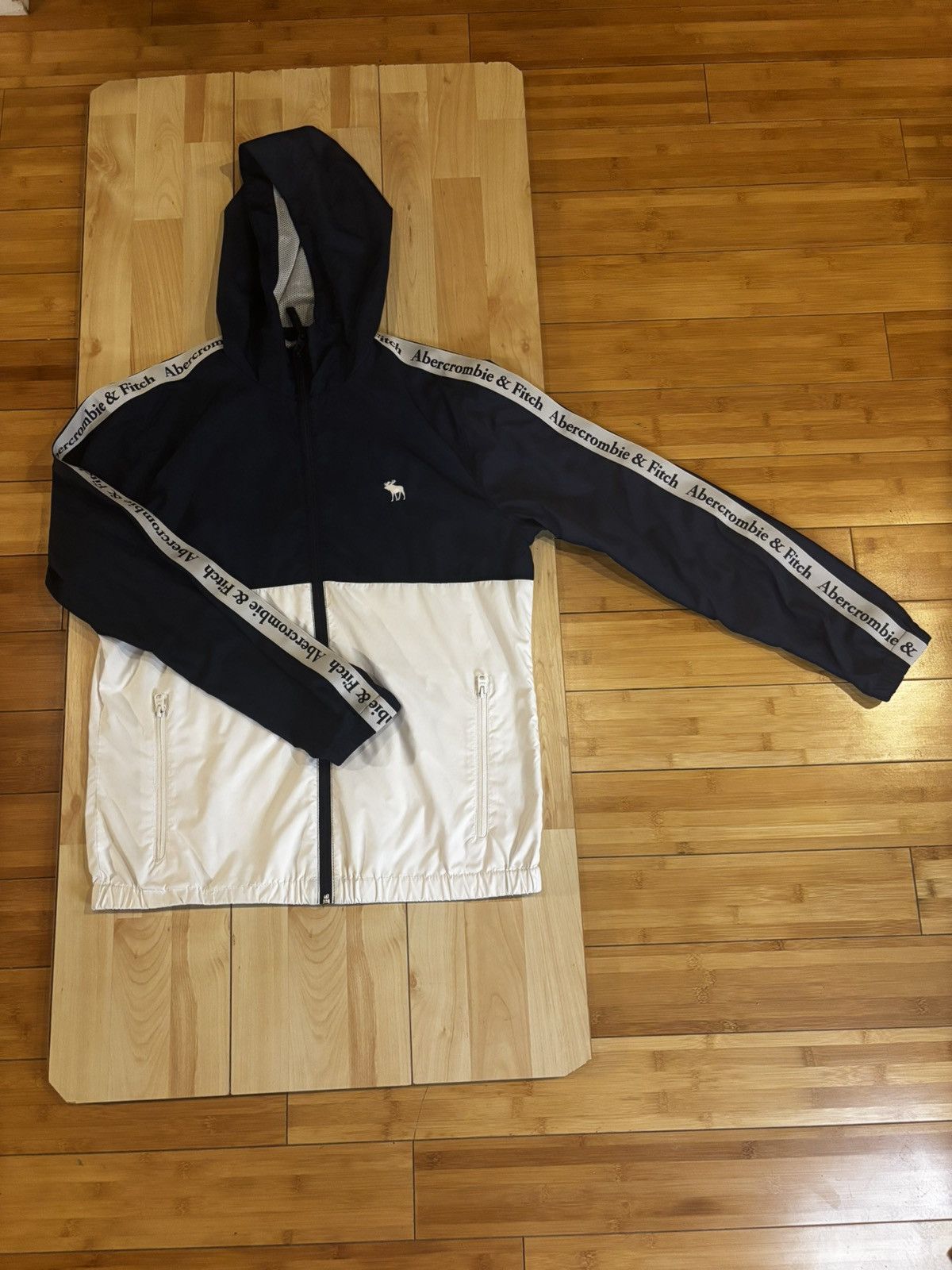 Abercrombie & Fitch Abercrombie windbreaker hoodie.mj-303 Size US M / EU 48-50 / 2 - 1 Thumbnail
