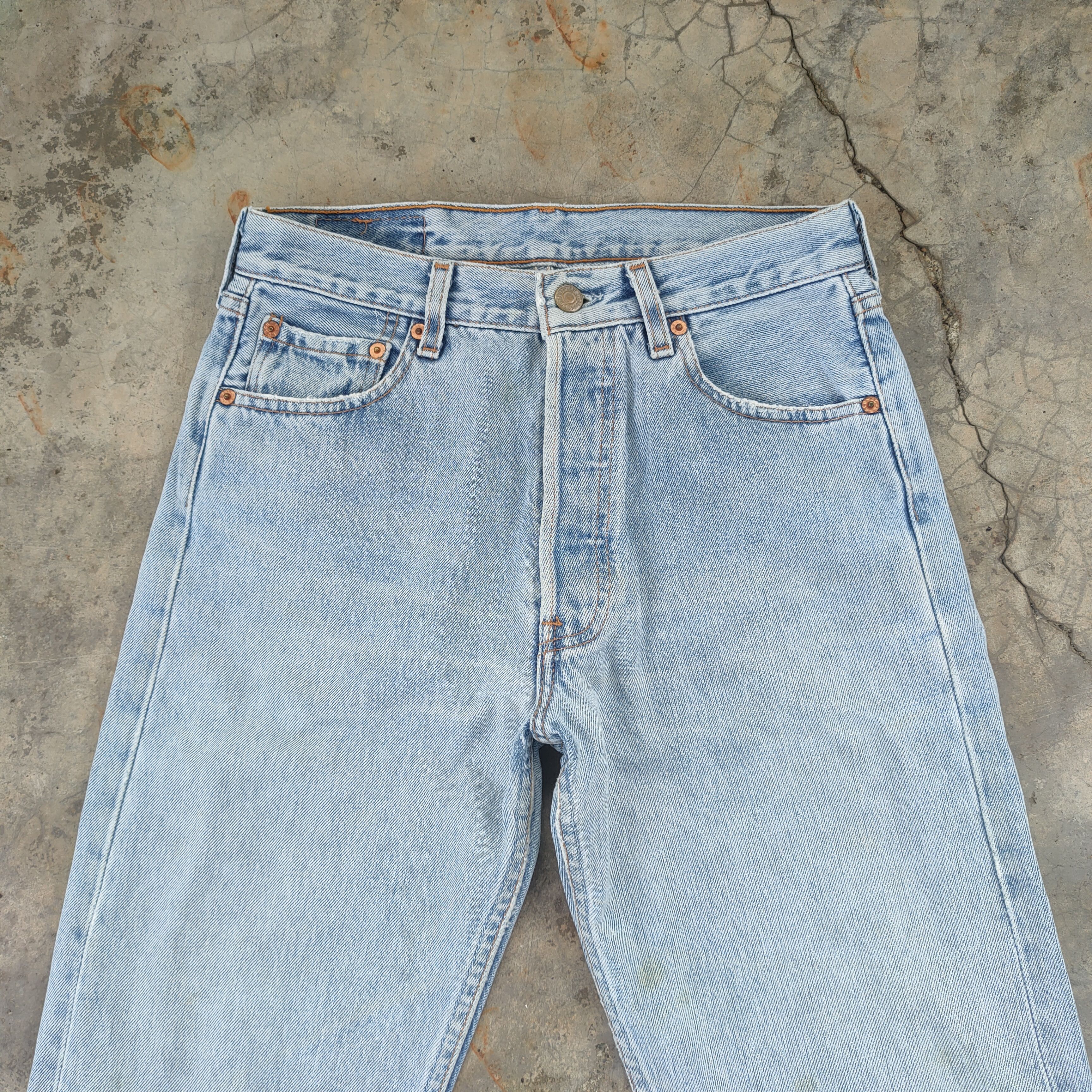 Jean × Levi's × Vintage VINTAGE LEVI'S 501 90' FADED WASH DISTRESSED JEANS PANTS Size US 29 - 4 Thumbnail