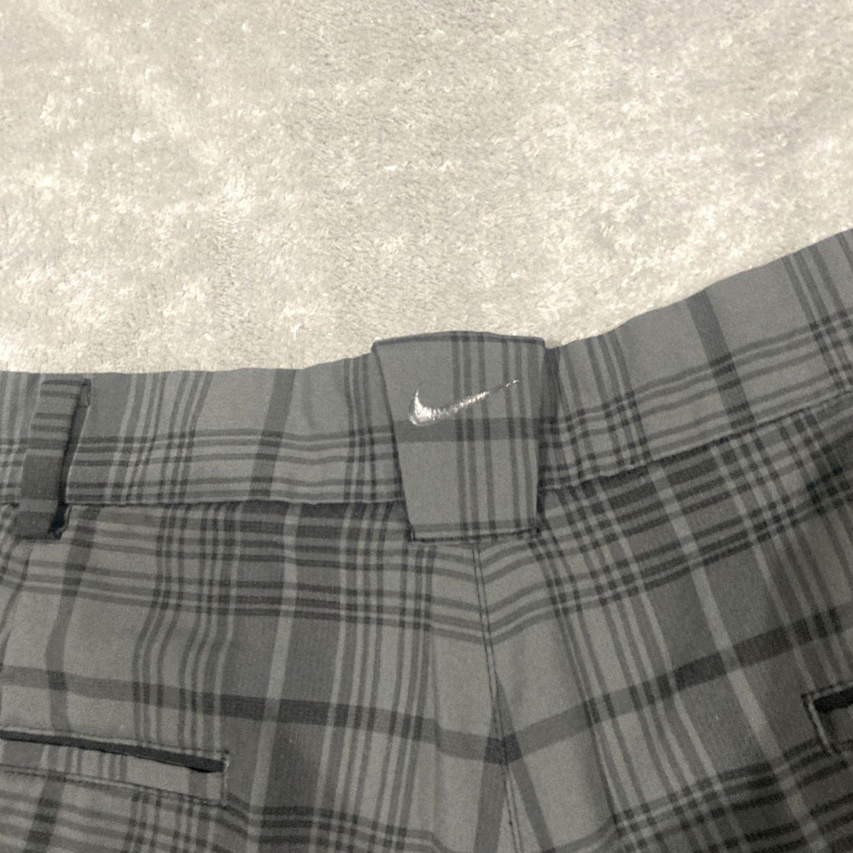Nike Nike Shorts Mens 36 Black Gray Plaid Dri-Fit Golf Casual Active Size US 36 / EU 52 - 5 Thumbnail