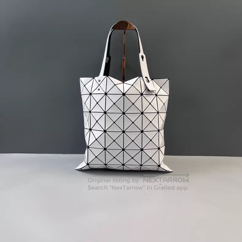Issey Miyake Issey Miyake White Geometric Bag Size ONE SIZE - 2 Thumbnail
