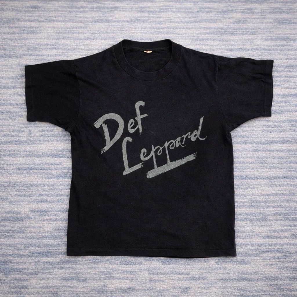 Vintage Vintage Def Leppard T Shirt Screen Stars Size US XS / EU 42 / 0 - 1 Thumbnail