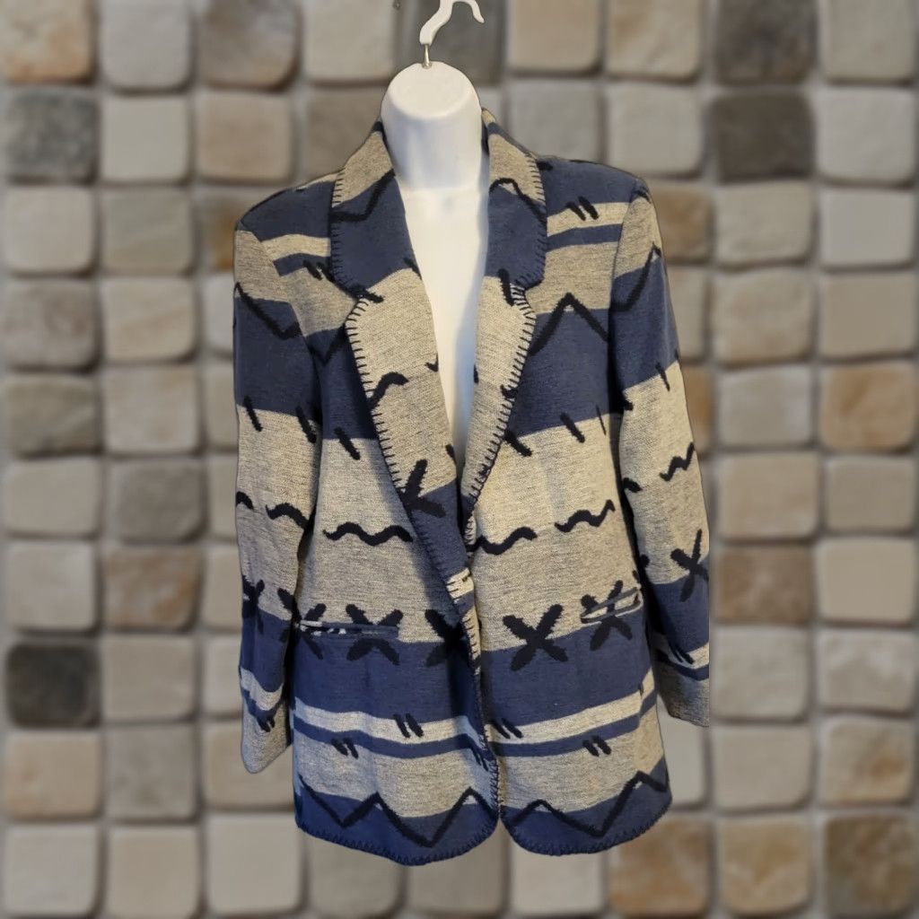 Vintage VINTAGE David Paul New York Southwest Wool Blend Jacket Blazer Coat Pockets Sz M Gray Womens Aztec Fall Casual Button Size M / US 6-8 / IT 42-44 - 1 Thumbnail