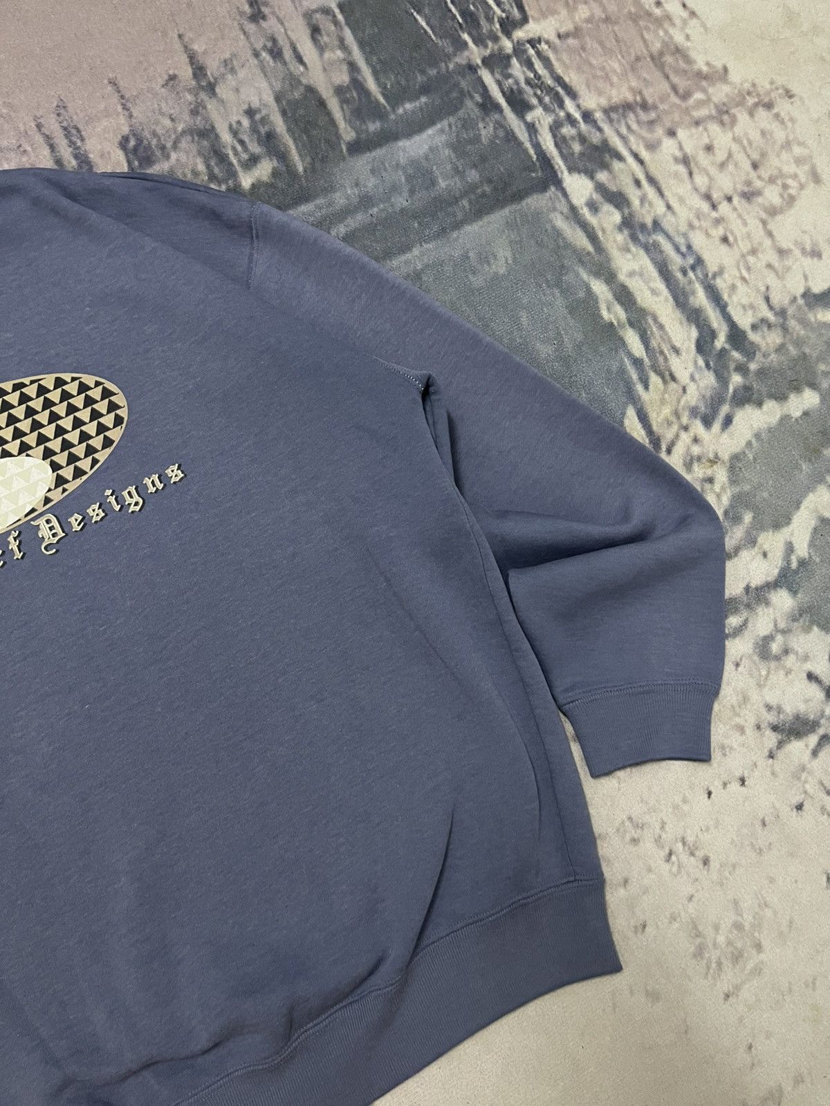 Vintage 90s HAWAII T&C SURF DESIGN CREWNECK RARE DESIGN Size US L / EU 52-54 / 3 - 11 Thumbnail