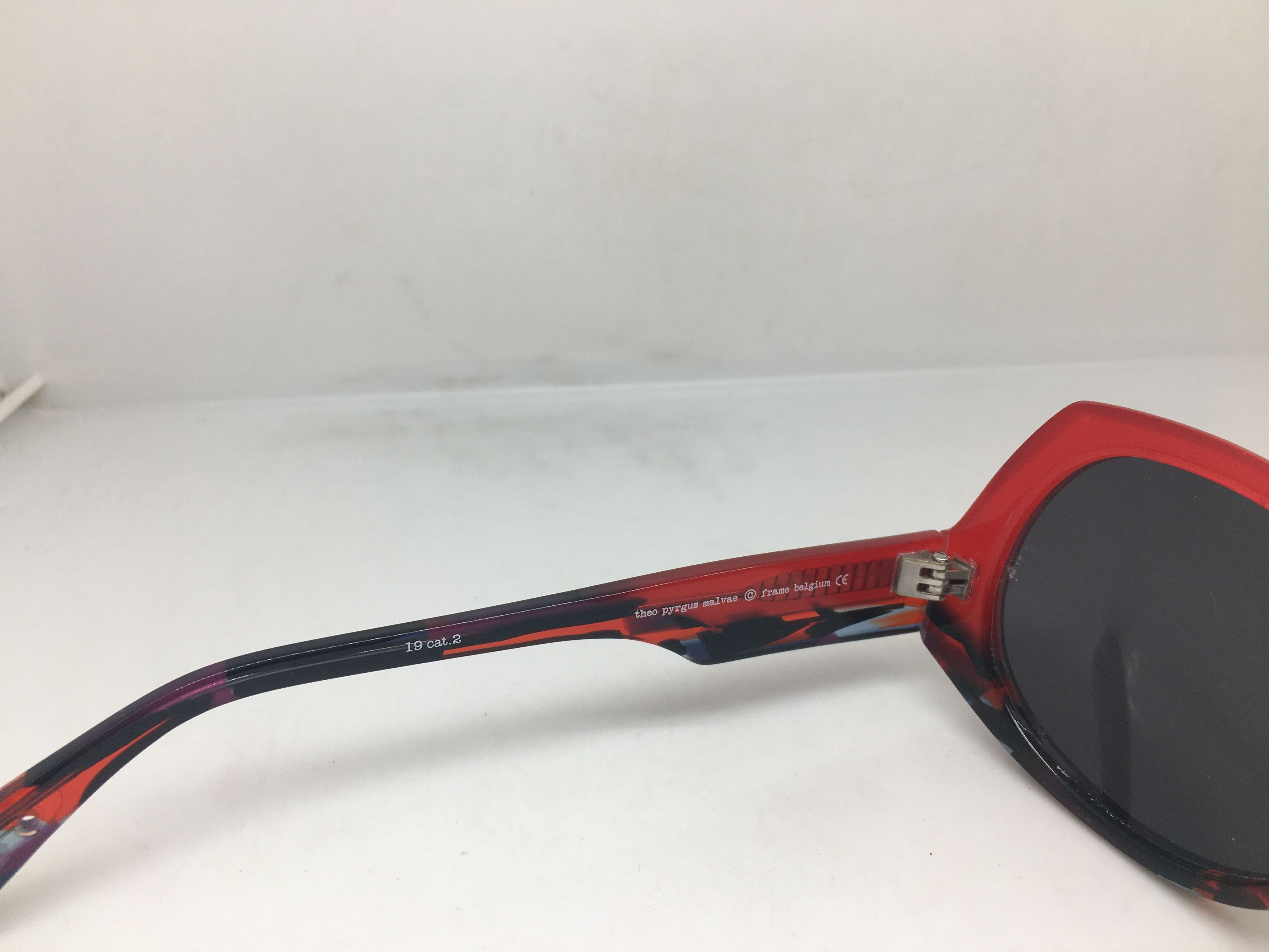 Vintage Theo by TIM VAN STEENBERGEN Red Cateye Sunglasses Size ONE SIZE - 6 Thumbnail