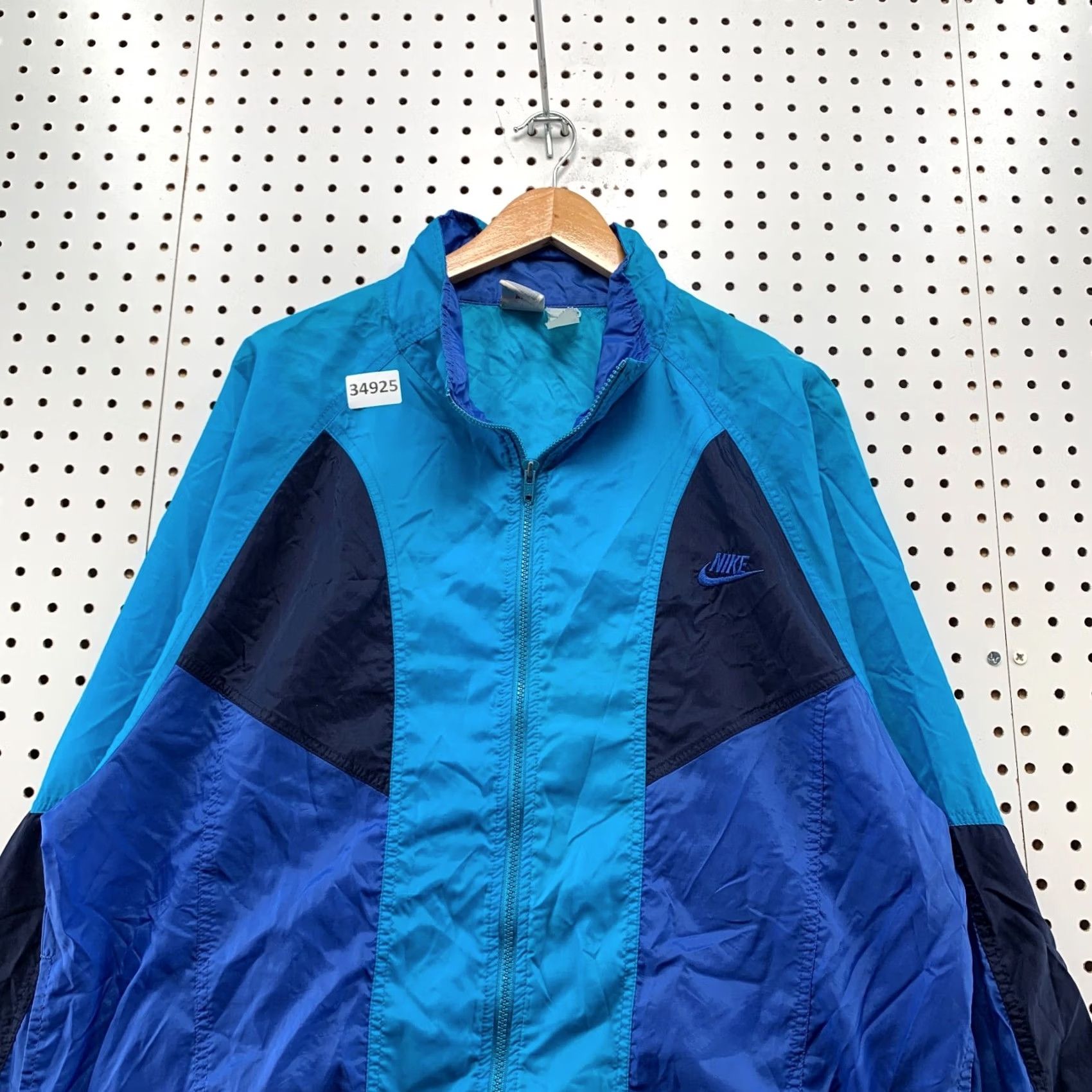 Nike VINTAGE 90s Nike Jacket Windbreaker Mens Large Blue Lightweight Full Zip Size US L / EU 52-54 / 3 - 2 Thumbnail