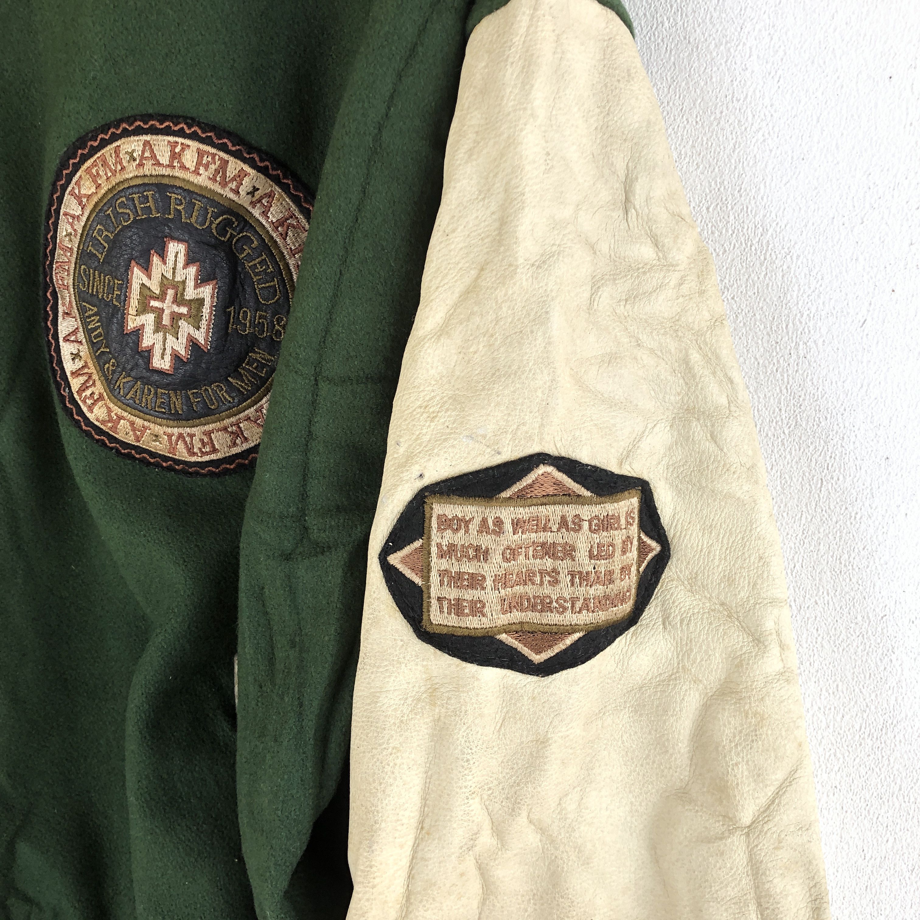 Vintage Highland Varsity Jackets Letterman Leather Wool Jackets Size US L / EU 52-54 / 3 - 6 Thumbnail