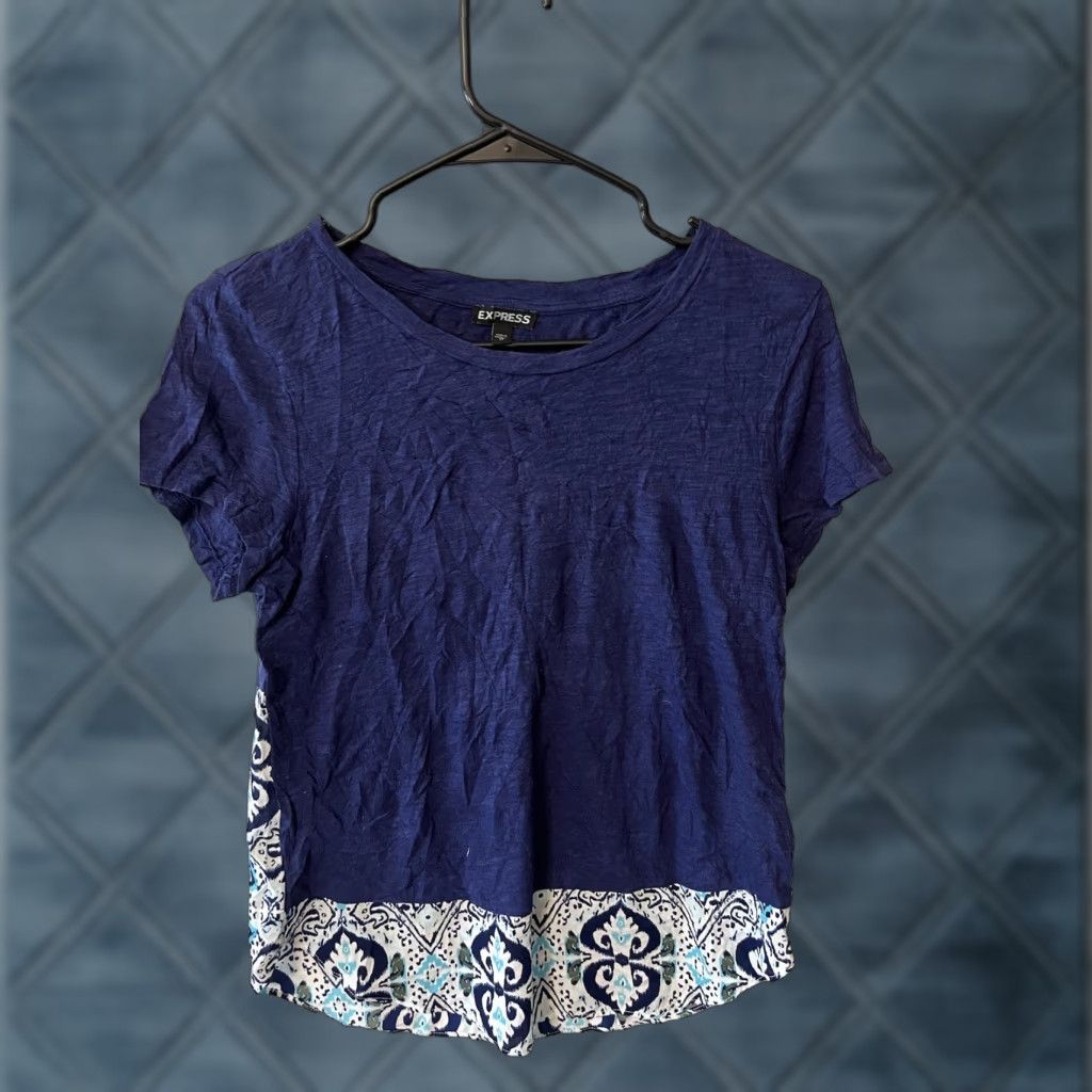 Express VINTAGE Express Womens Top Blouse XS Short Sleeve Cotton Pattern Relaxed Fit Blue Hi Lo Hem Summer Womens Size XS / US 0-2 / IT 36-38 - 1 Thumbnail