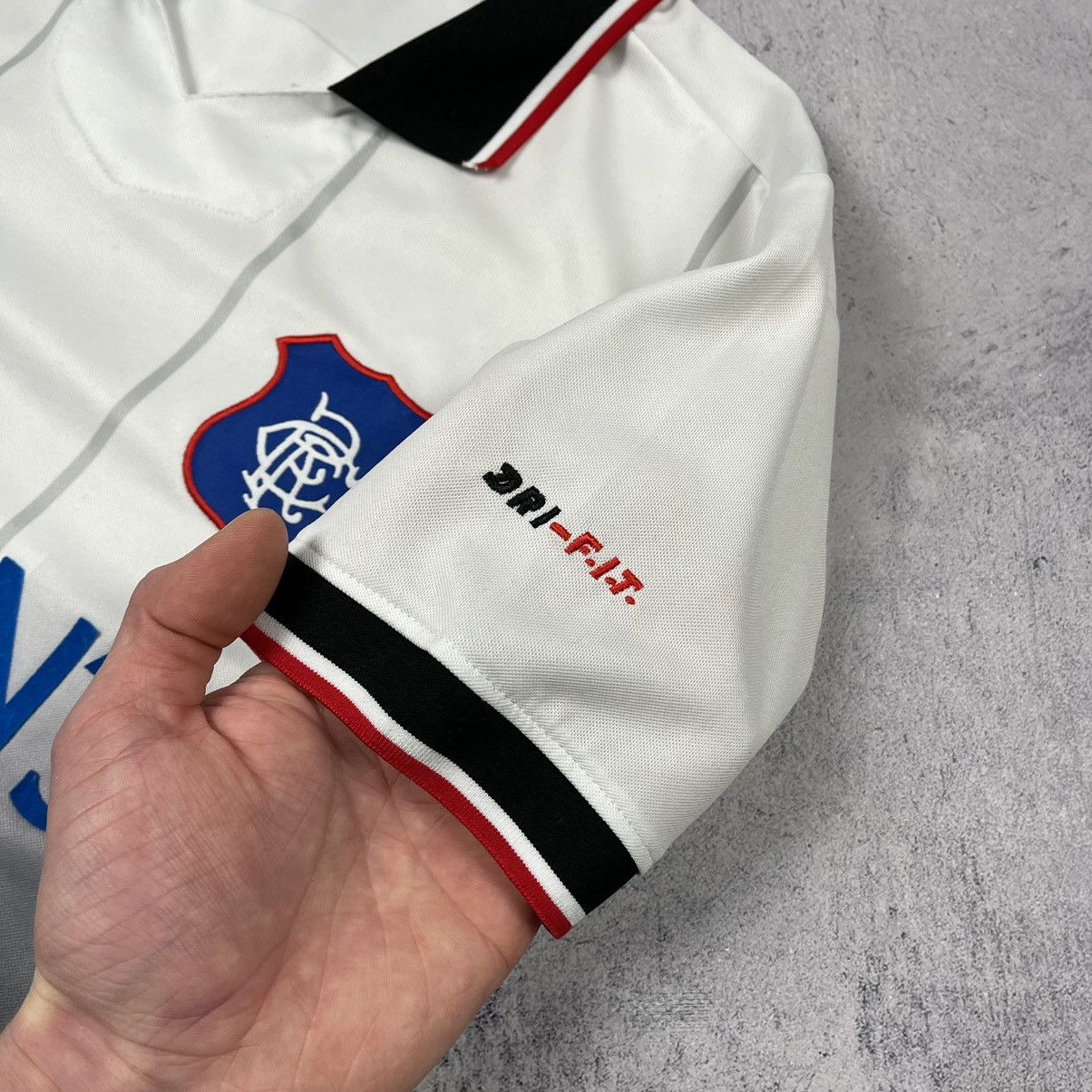 Nike Vintage Nike Glasgow Rangers bootleg soccer jersey tee 97/98 Size US M / EU 48-50 / 2 - 8 Thumbnail