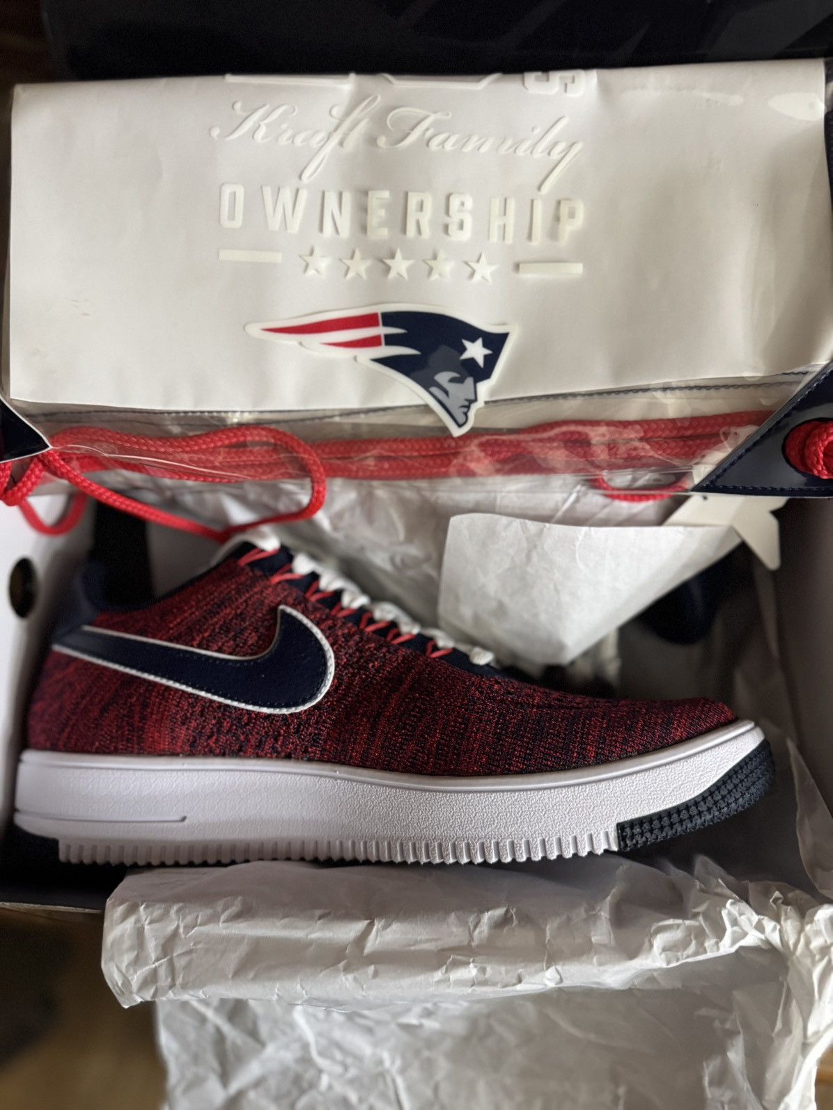 Nike Nike MEN'S Air Force 1 Flynit Size US 11 / EU 44 - 1 Thumbnail