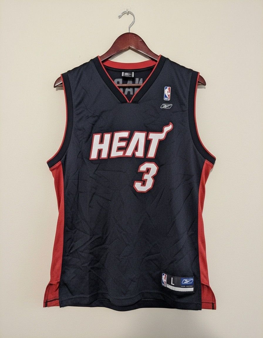 Reebok Y2K Reebok 2004-06 NBA Miami Heat Dwayne Wade 3 Jersey L Size US L / EU 52-54 / 3 - 1 Thumbnail