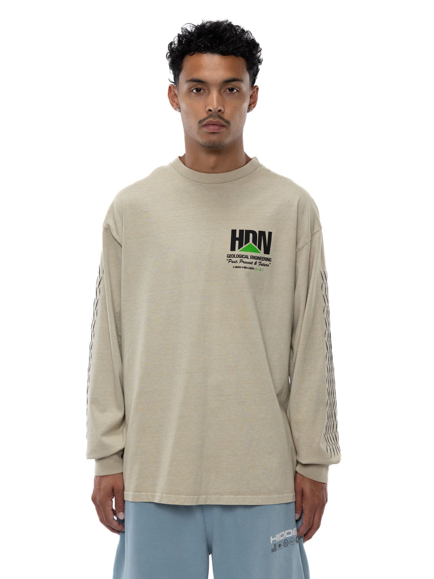 HIDDEN Geo Engineering Tee (L) Size US L / EU 52-54 / 3 - 2 Thumbnail