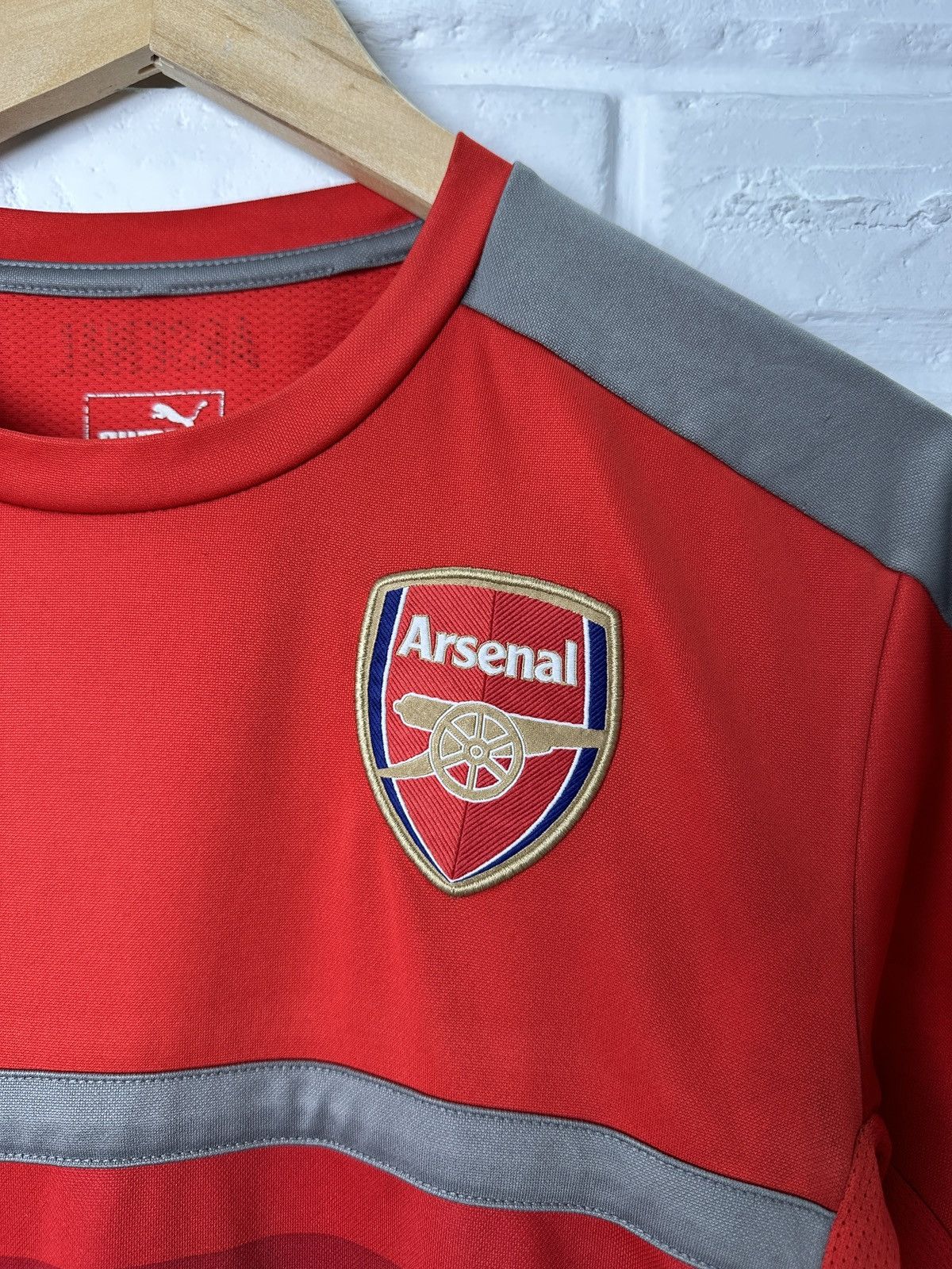 Puma PUMA ARSENAL 16/17 Training Soccer Jersey Shirt Size US S / EU 44-46 / 1 - 5 Thumbnail