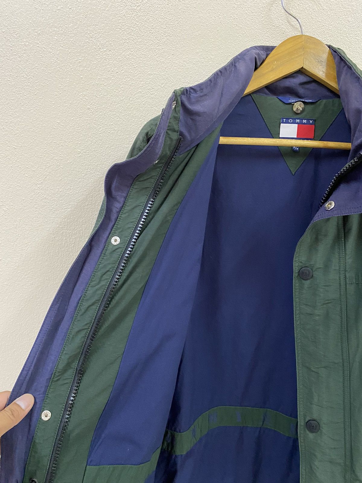 Tommy Hilfiger Tommy Hilfiger Jacket Vtg Size US M / EU 48-50 / 2 - 7 Thumbnail