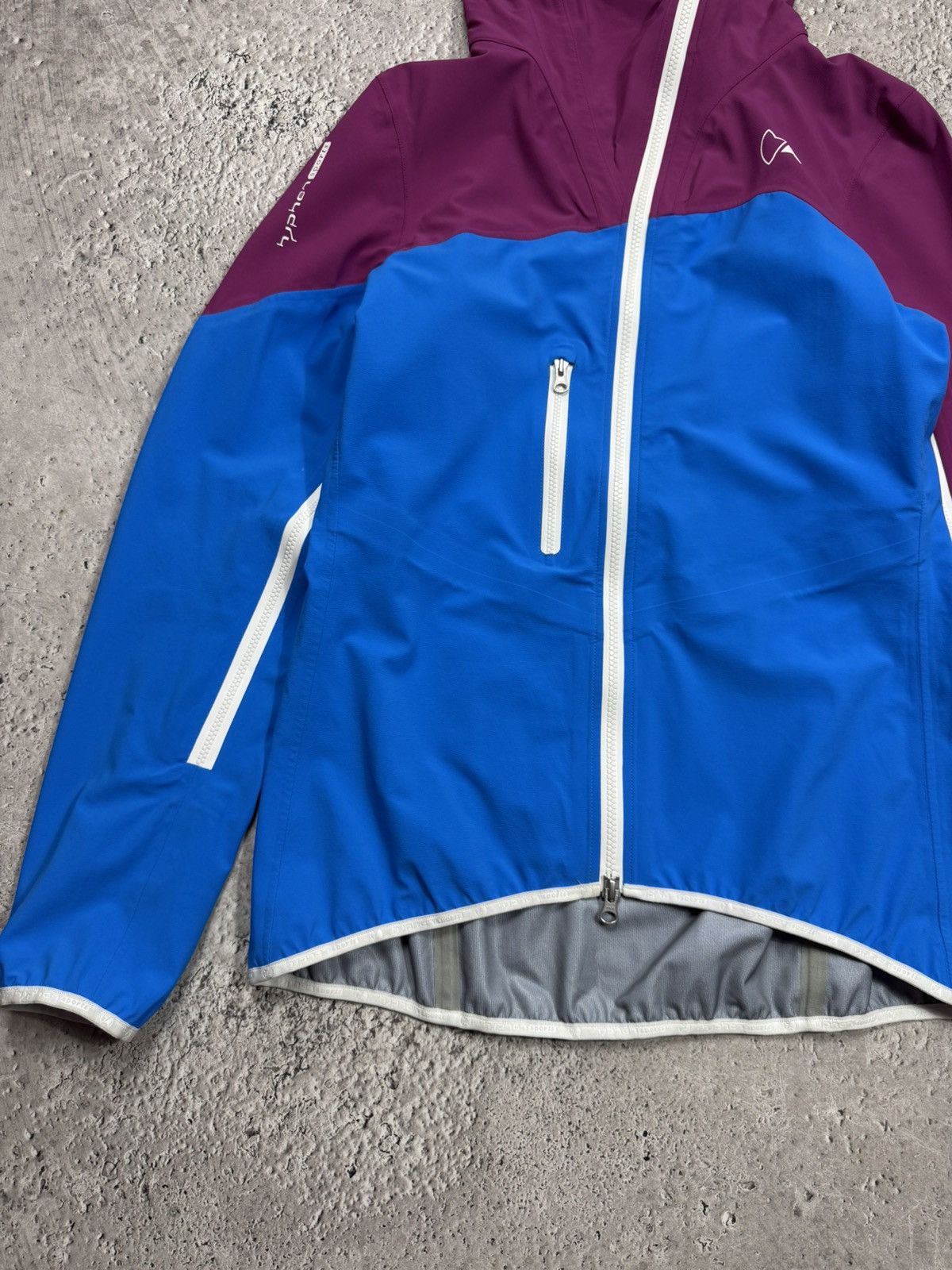Other Hyphen Sports Women’s Outdoor Hooded Waterproof Shell Jacket Size M / US 6-8 / IT 42-44 - 3 Thumbnail