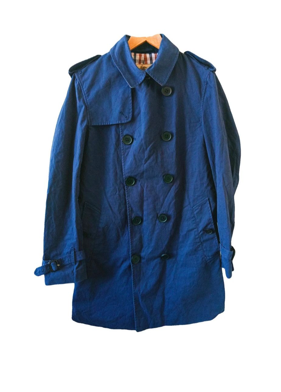 Burberry × Vintage Women's Burberry Brit trench coat size M Made in England Size M / US 6-8 / IT 42-44 - 1 Thumbnail