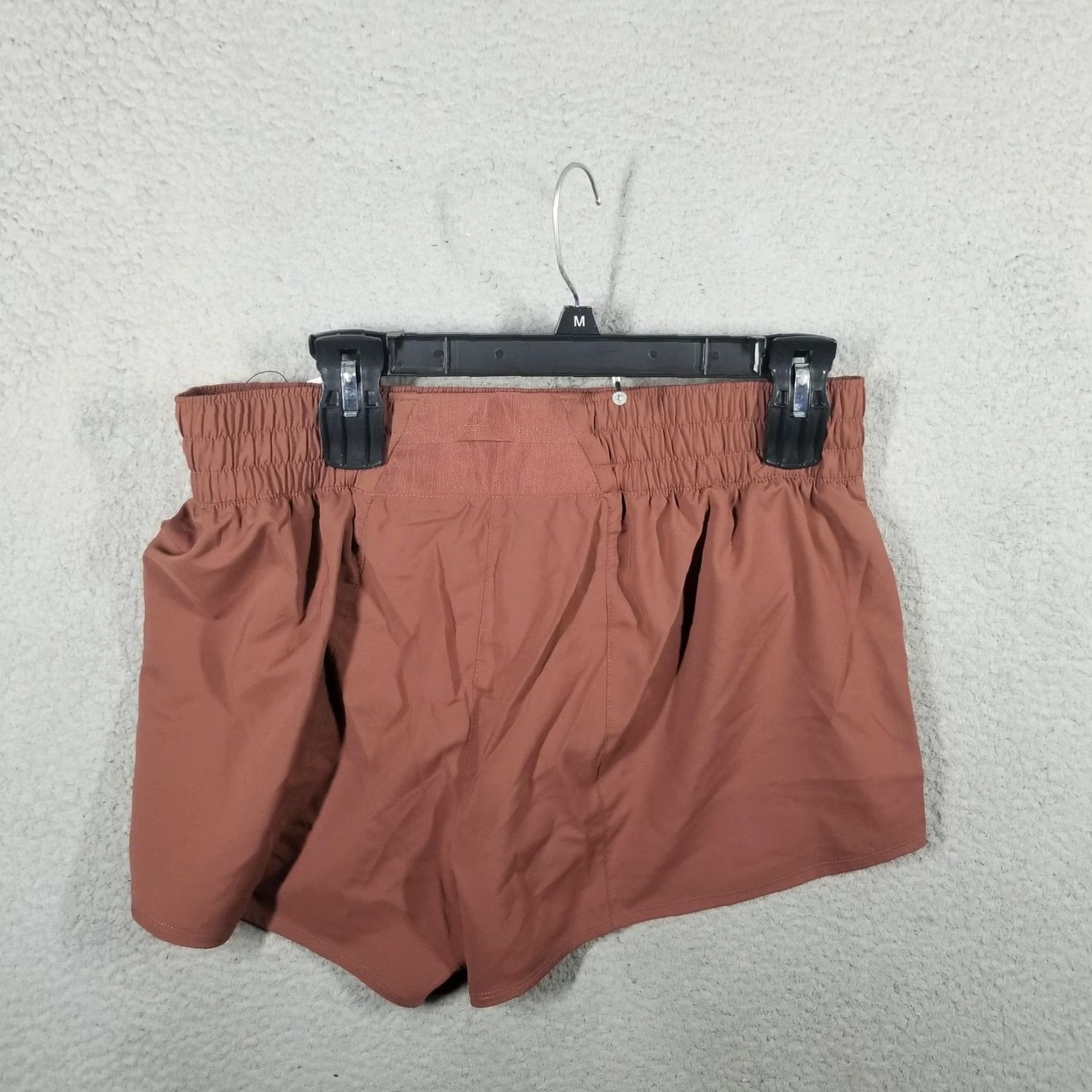 Nike VINTAGE NIKE Womens Dri-FIT 3" Brief Shorts DX6010-218 Brown NWT (if vintage? wait) Size 36" / US 14 / IT 50 - 2 Thumbnail