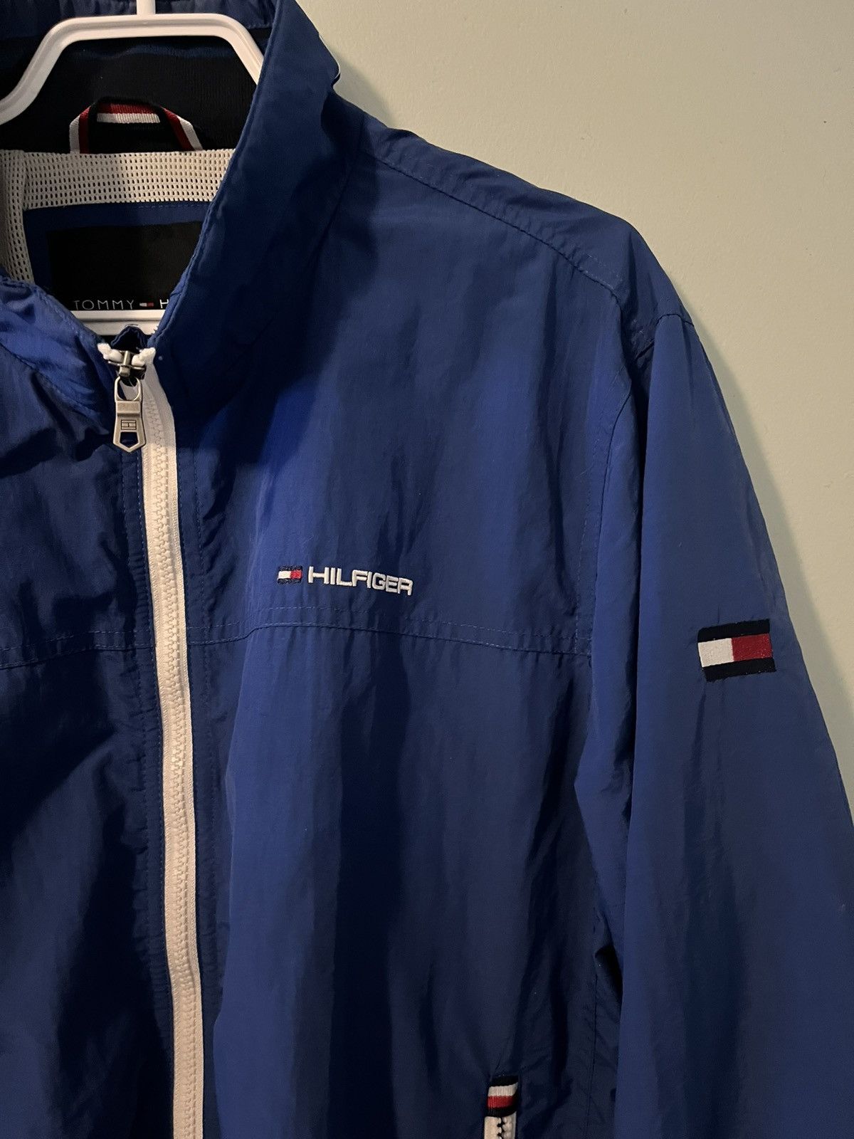 Tommy Hilfiger Vintage Blue Tommy Hilfiger spellout Coat Y2K Size US M / EU 48-50 / 2 - 2 Thumbnail