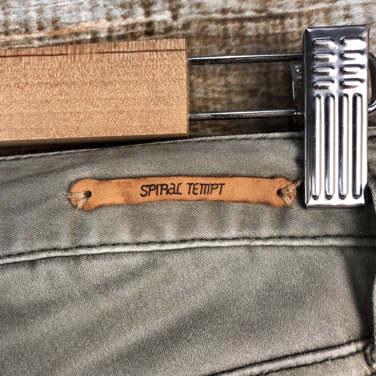 Japanese Brand Spiral Temp Green Cargo Multipocket Pants #A2456 Size 25" / US 0 / IT 36 - 21 Thumbnail