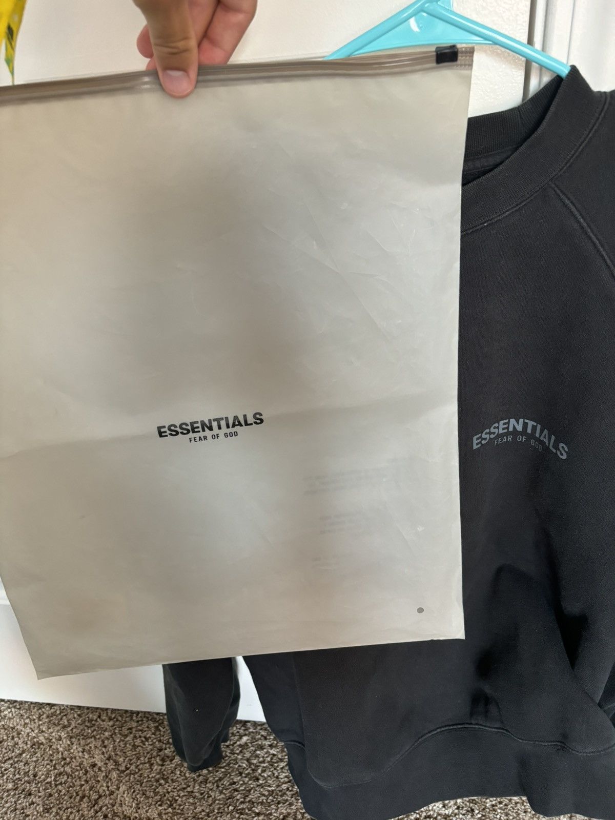 Essentials × Fear of God Fear of God Essentials Crewneck FW2021 Size US S / EU 44-46 / 1 - 6 Thumbnail