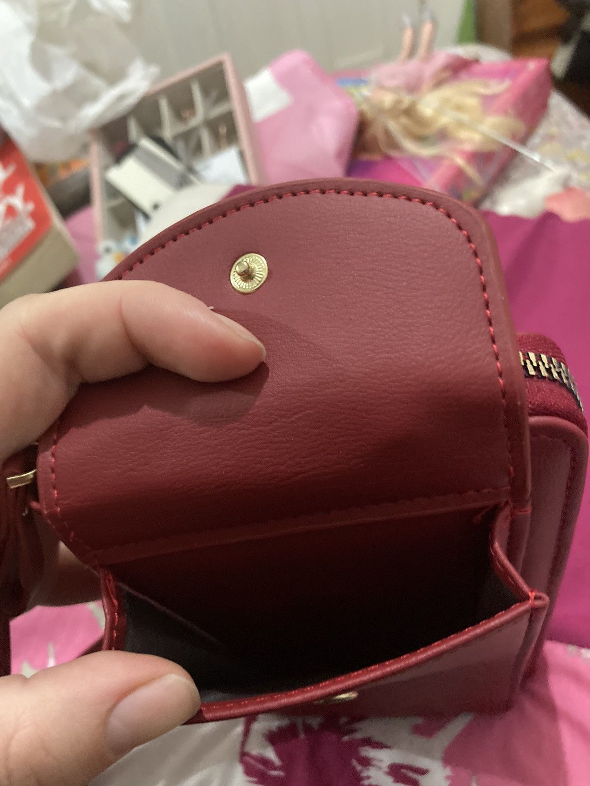 Other Red faux leather phone pouch and wallet bag Size ONE SIZE - 4 Thumbnail
