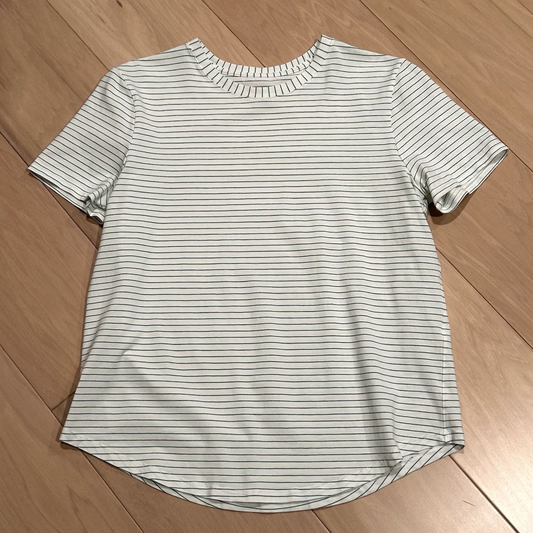 Lululemon Lululemon All Yours Boyfriend Tee Striped T-Shirt Short Sleeve Women’s Small Size S / US 4 / IT 40 - 2 Thumbnail