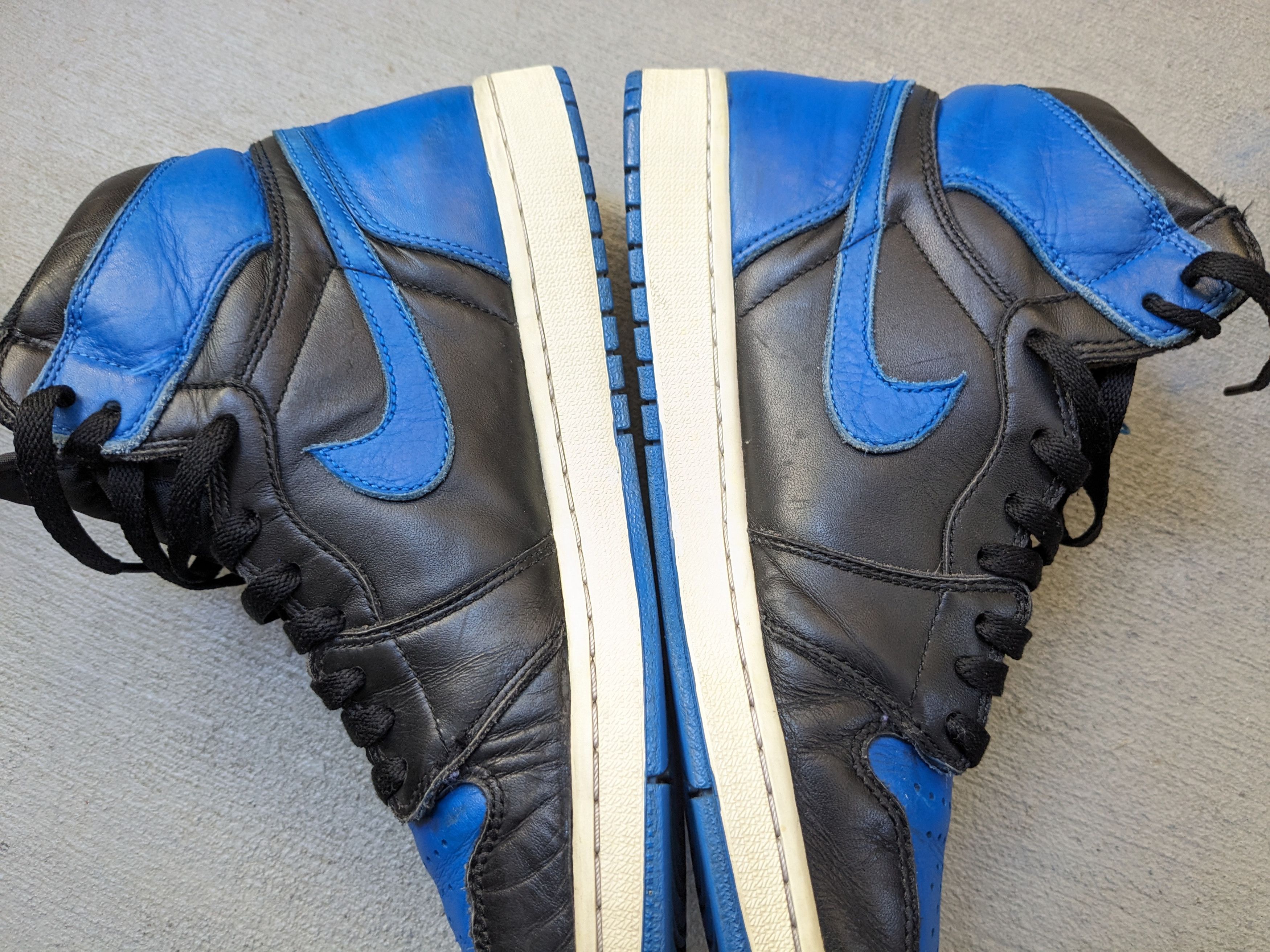 Jordan Brand Nike Air Jordan Retro 1 High OG Royal Size 11 555088-007 Size US 11 / EU 44 - 9 Thumbnail