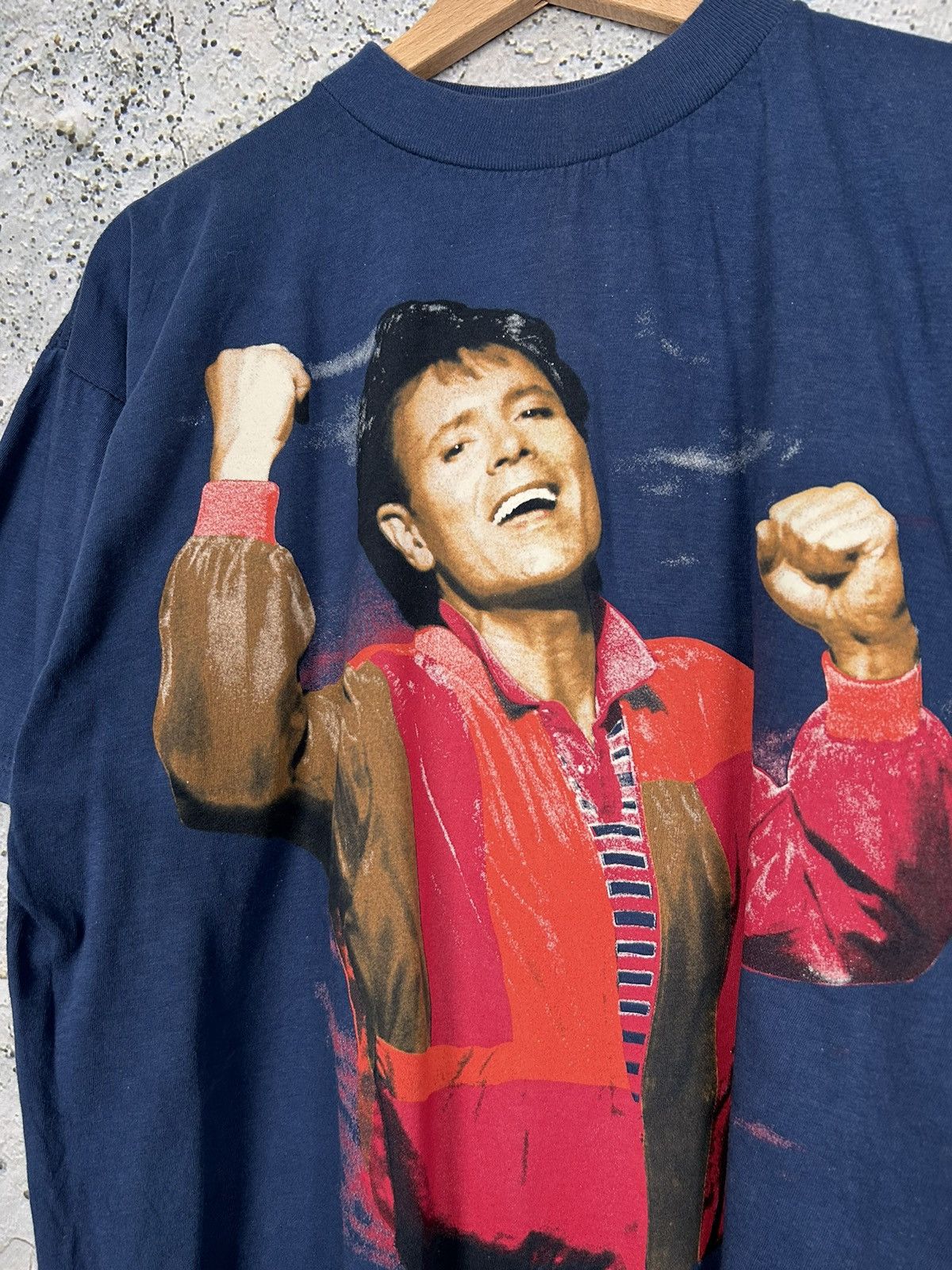 Band Tees Vintage Cliff Richard Band Tee Rock Music Graphic Rare Hype Size US M / EU 48-50 / 2 - 3 Thumbnail