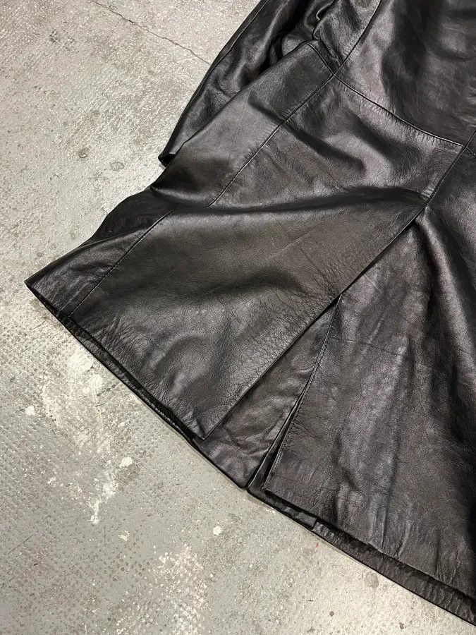 Gianfranco Ferre 2000s Gianfranco Ferré Black Matrix Long Trench Leather Jacket Size US L / EU 52-54 / 3 - 8 Thumbnail