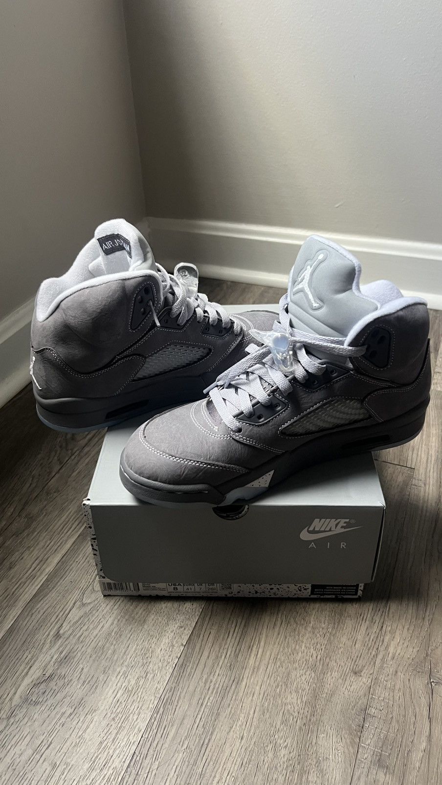 Jordan Brand Jordan 5 wolf grey Size US 8 / EU 41 - 4 Thumbnail