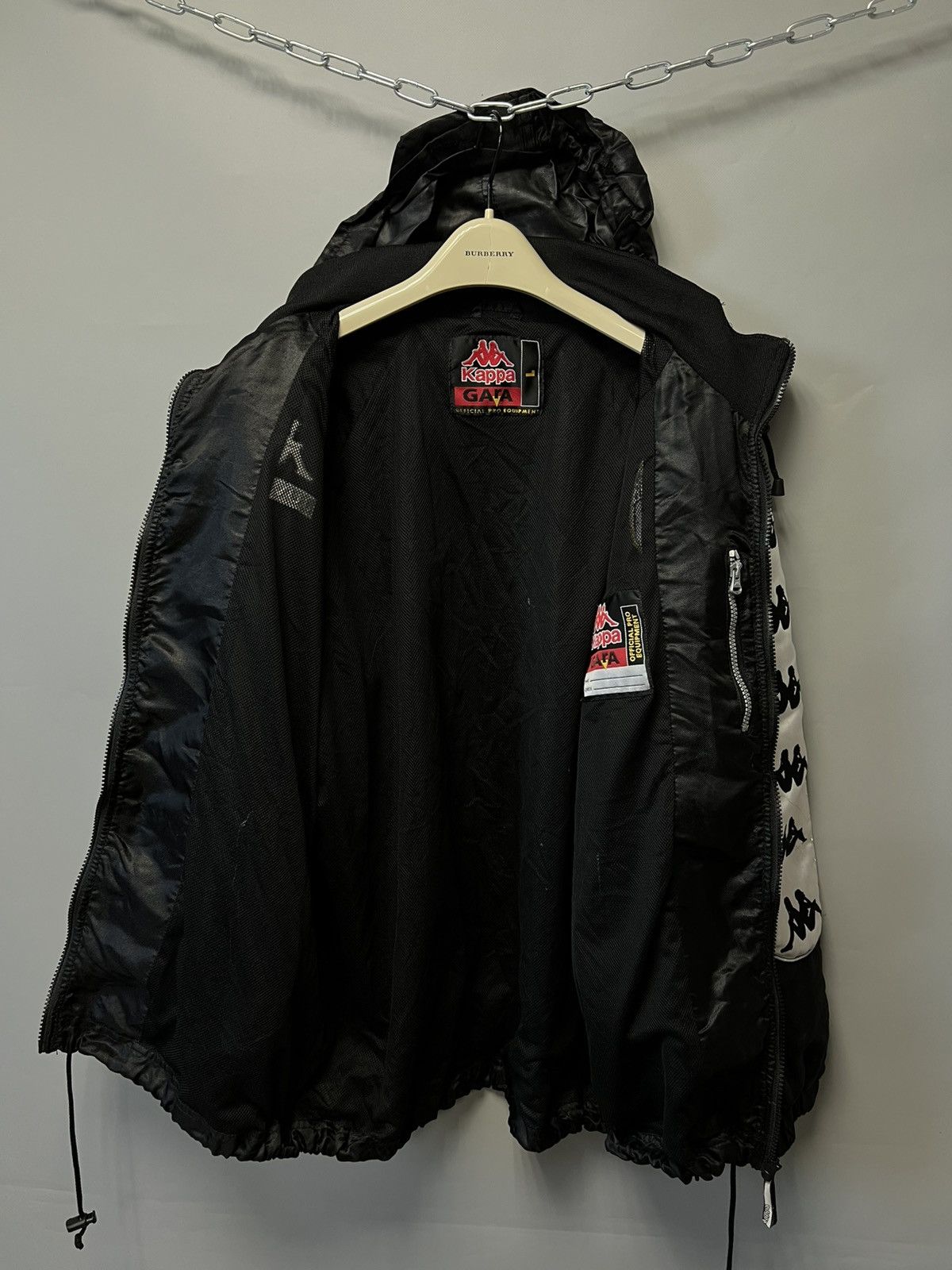 Kappa Vintage 90s Kappa F.C Juventus Zip Up Jacket RARE size L Size US L / EU 52-54 / 3 - 5 Thumbnail