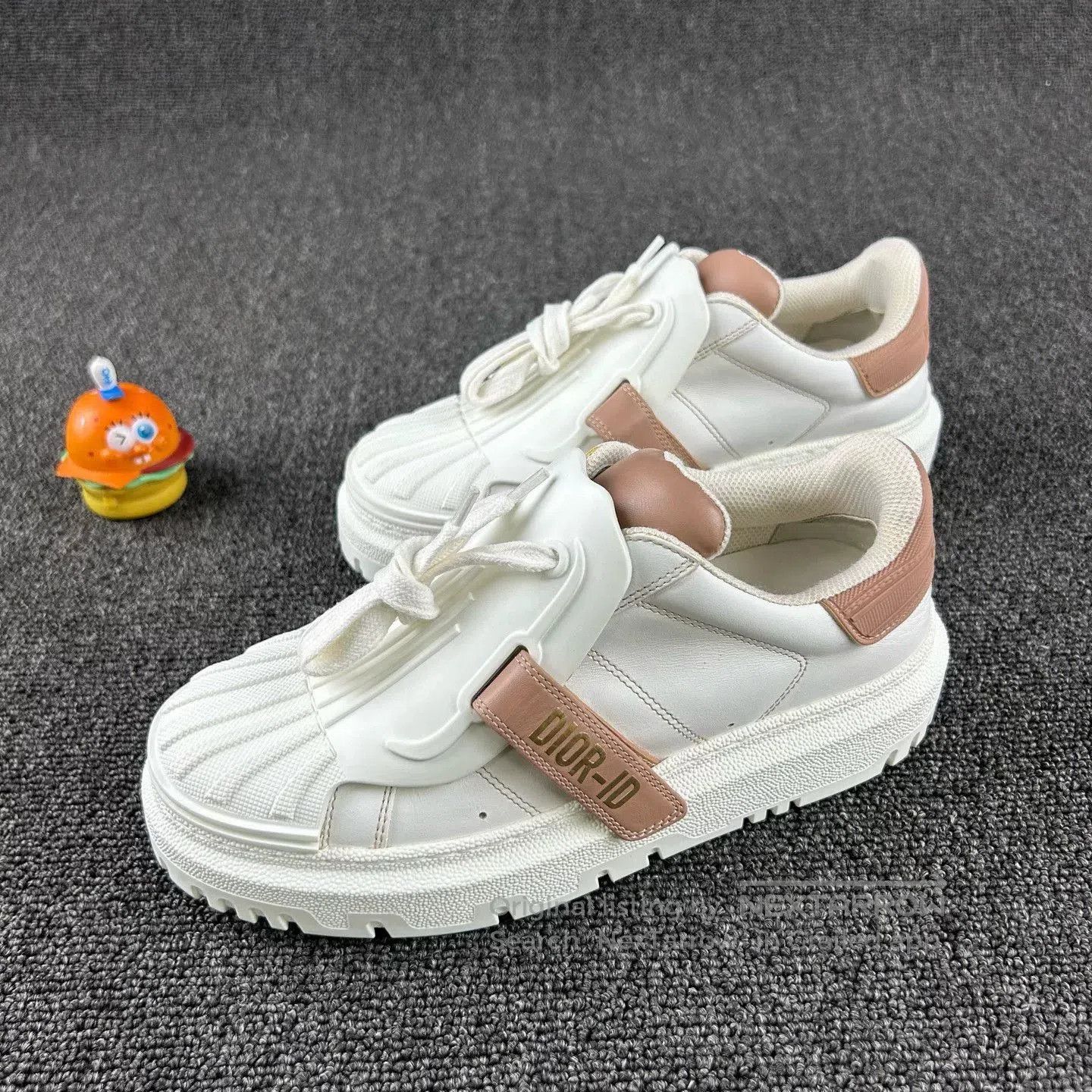 Dior Dior White and Pink Shell Toe Sneakers. Size US 5 / IT 35 - 1 Thumbnail