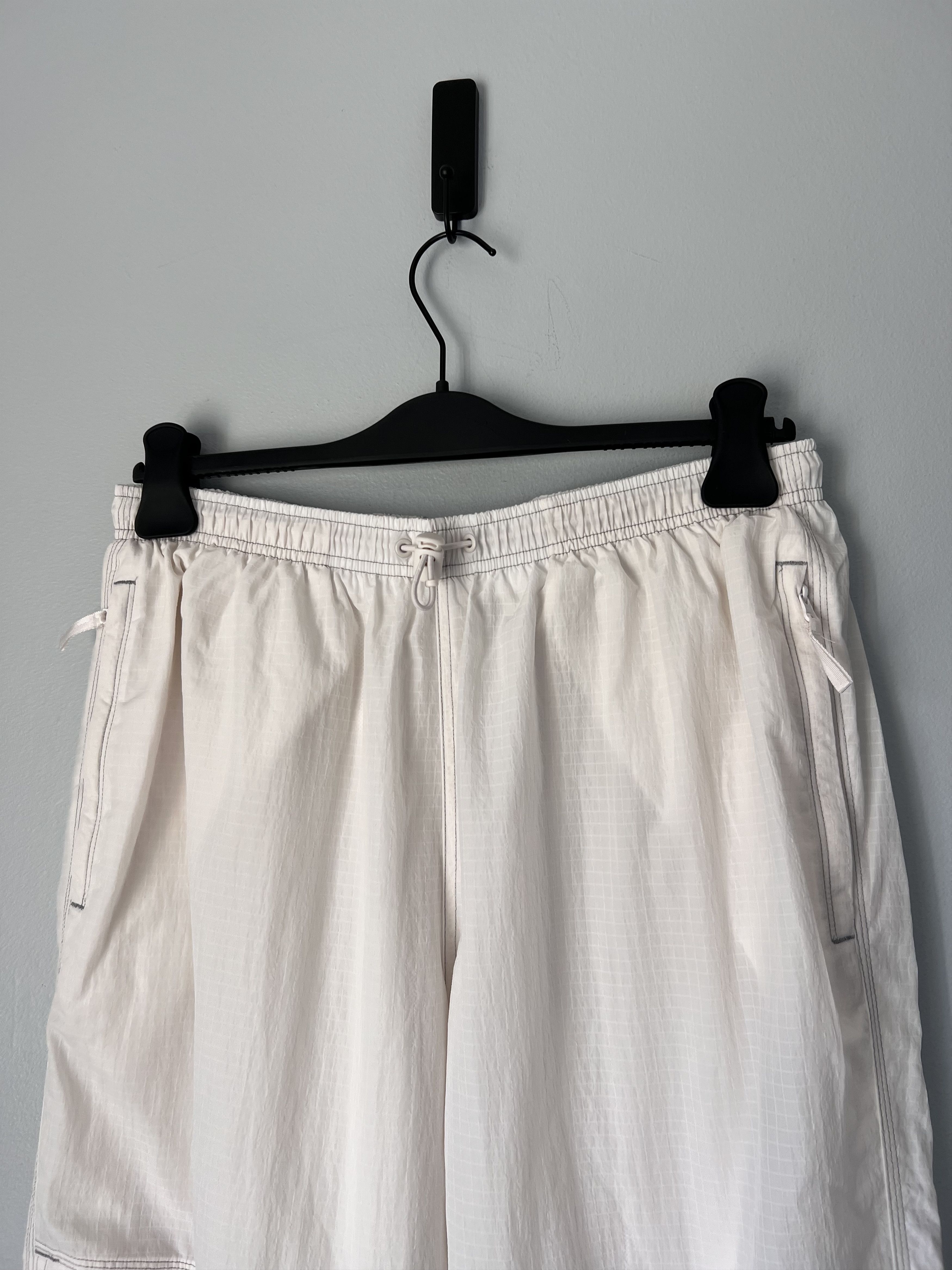 Nike × Supreme Supreme Nike Track Pants in White Size US 34 / EU 50 - 2 Thumbnail