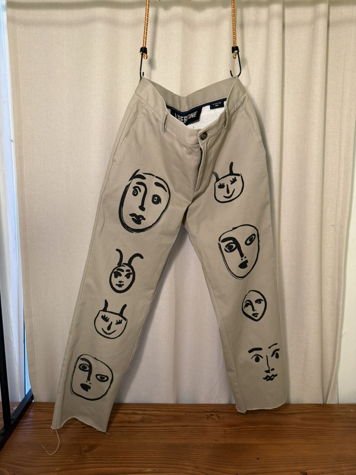 Libertine Libertine Graphic Face Print Pants – Khaki Crops | 30 waist Size US 30 / EU 46 - 1 Thumbnail