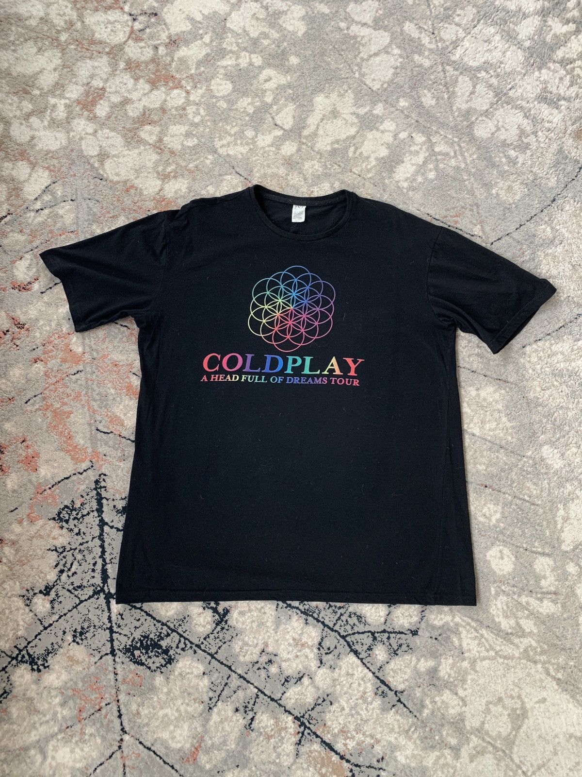 Band Tees Coldplay A Head Full Of Dreams Tour Tee Size US XXL / EU 58 / 5 - 1 Thumbnail