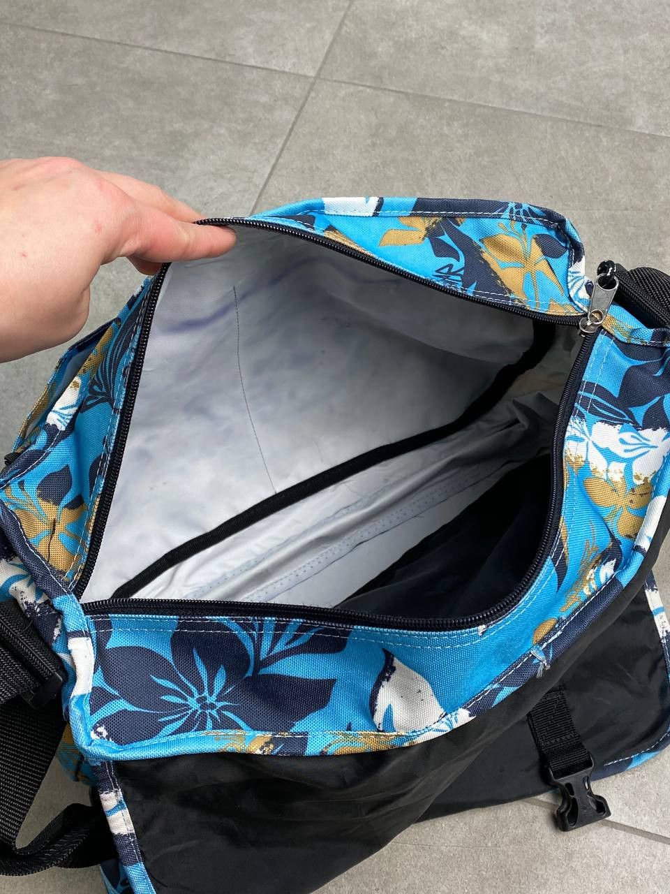 Eastpak Vintage Eastpack Floral Hawaiian Silhouette Y2K Surf Bag Size ONE SIZE - 13 Thumbnail