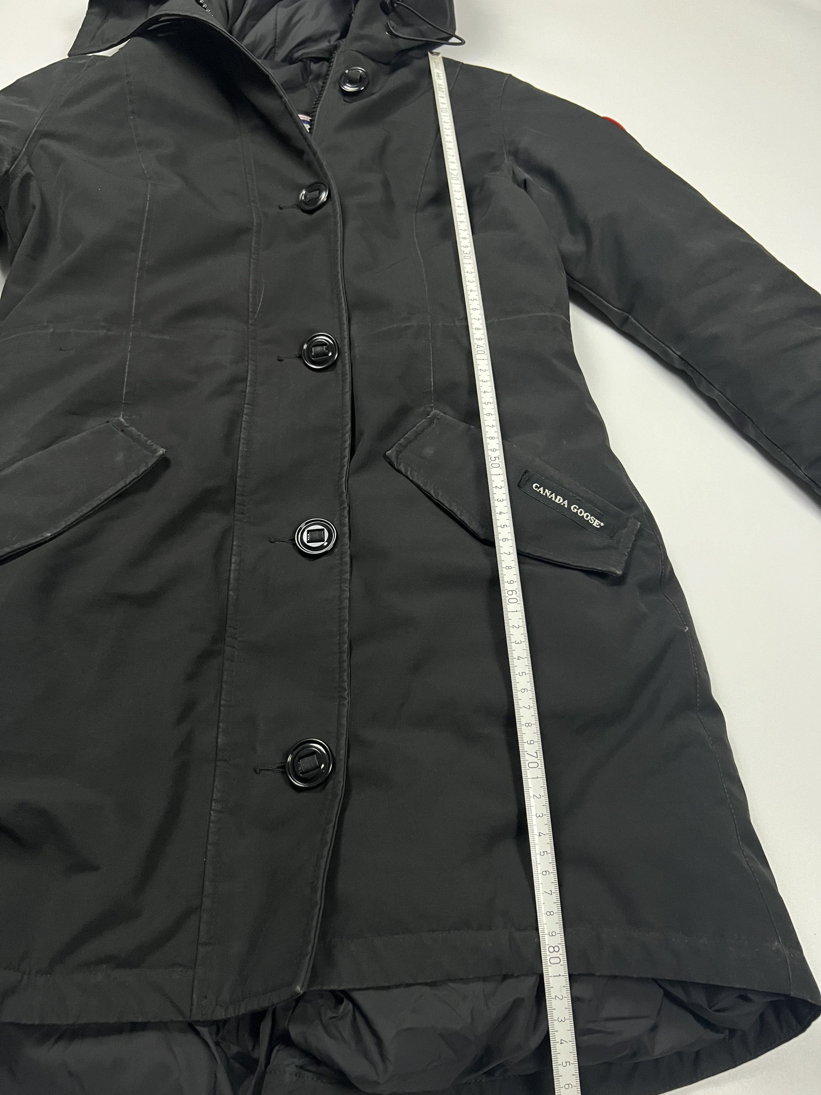 Canada Goose canada goose puffer parka size S-M luxury Size S / US 4 / IT 40 - 8 Thumbnail