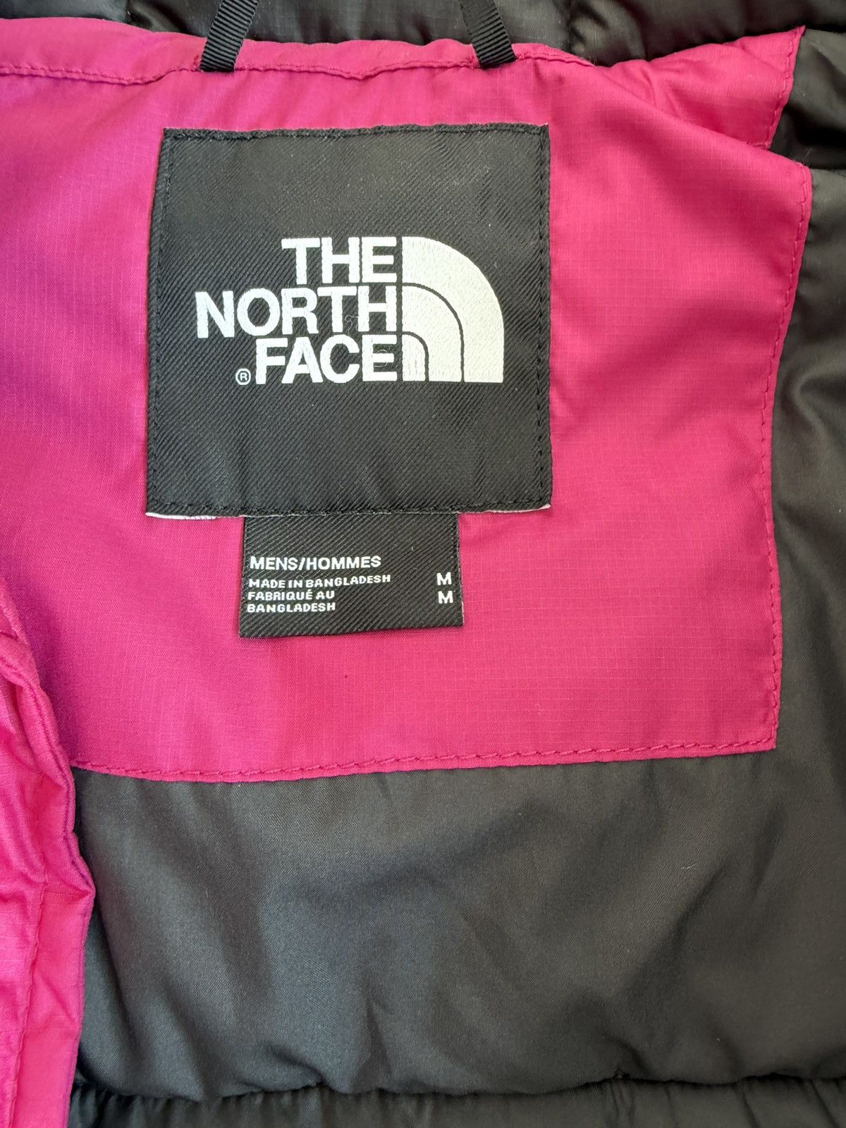 The North Face Brand New down jacket Fuschia/Black Size US M / EU 48-50 / 2 - 6 Thumbnail