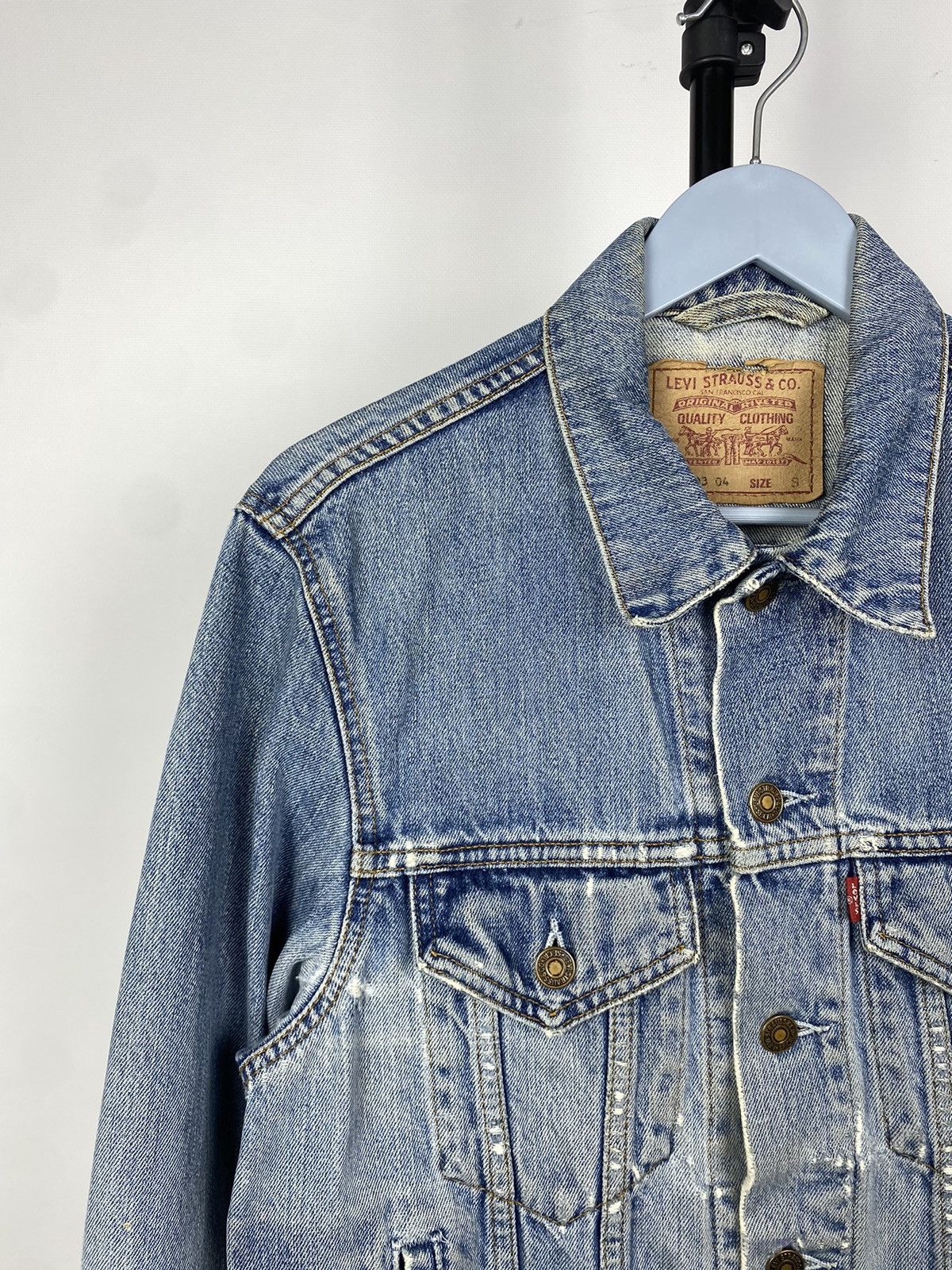 Jean × Levi's × Levi's Vintage Clothing Vintage 90's Distressed Levi's Trucker Denim Jacket Small Size US S / EU 44-46 / 1 - 3 Thumbnail